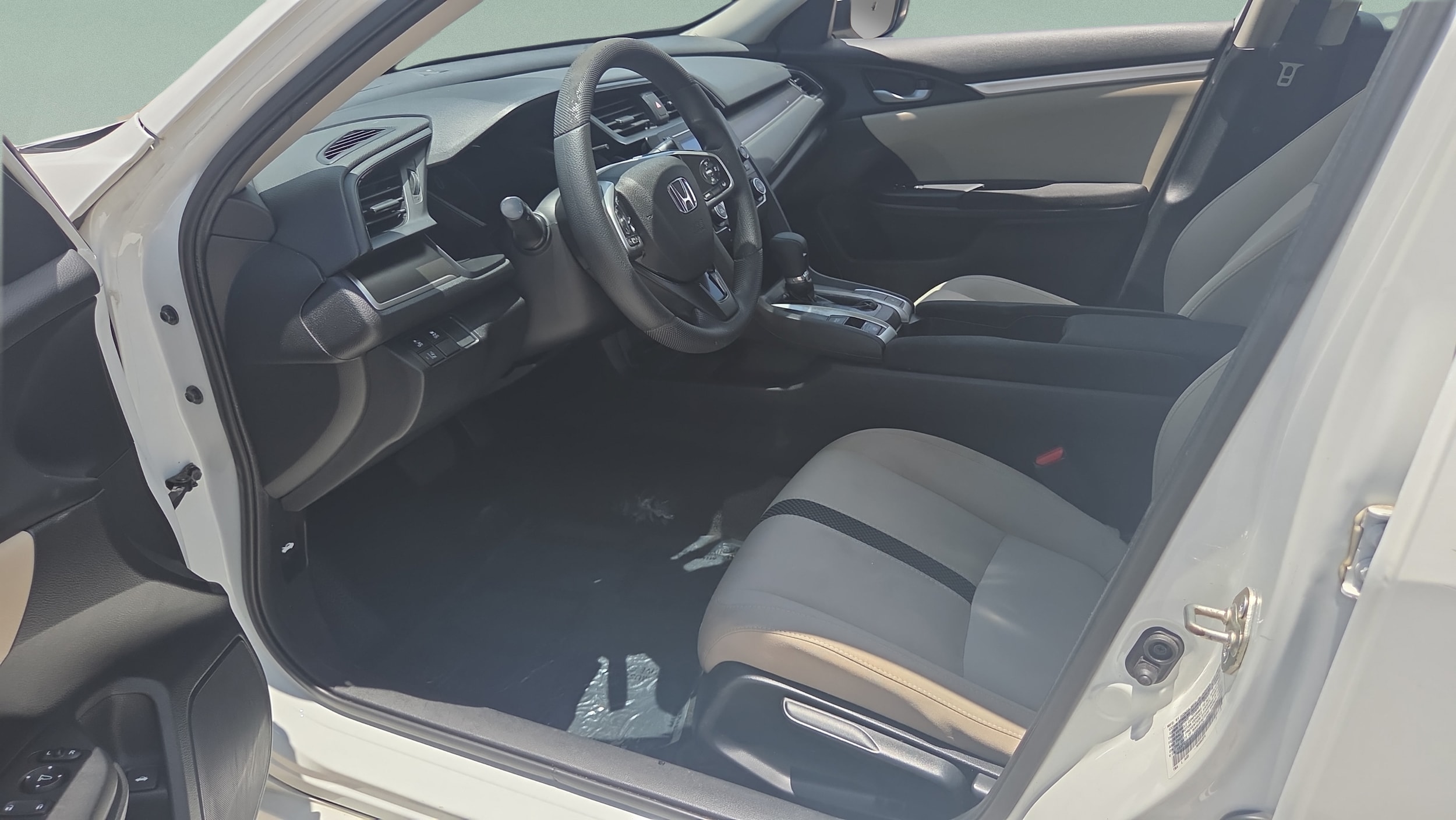 2020 Honda Civic LX - Photo 10