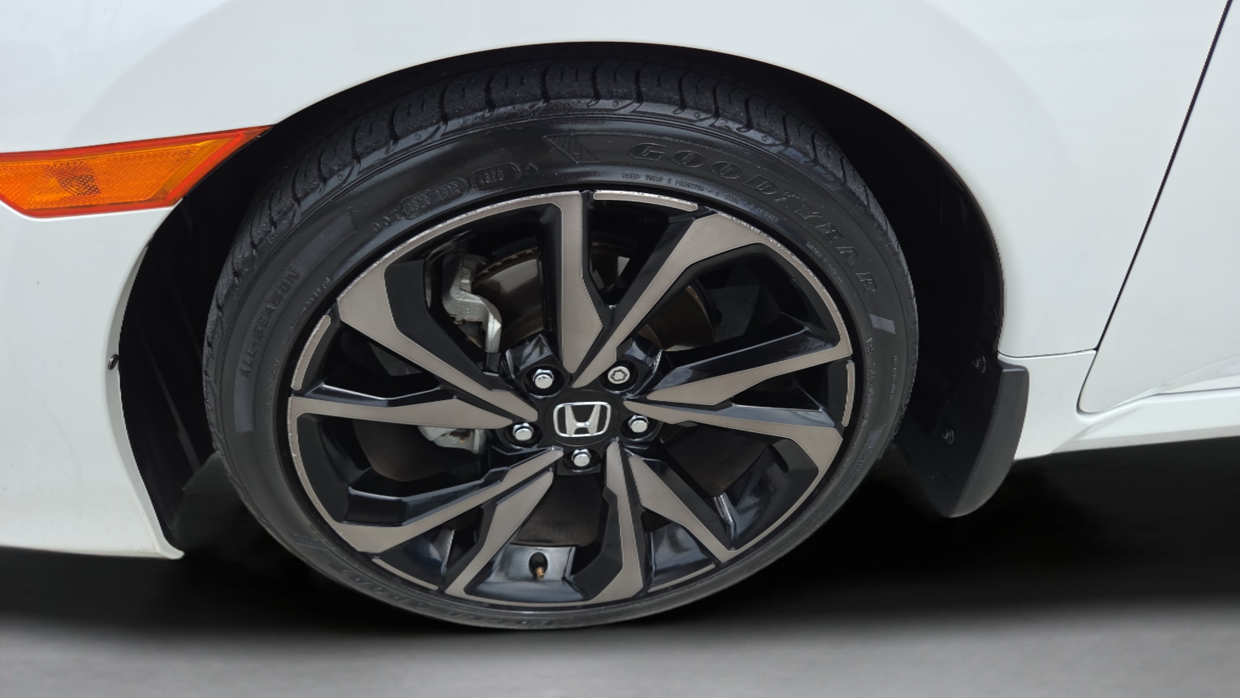 2021 Honda Civic Sport - Photo 25