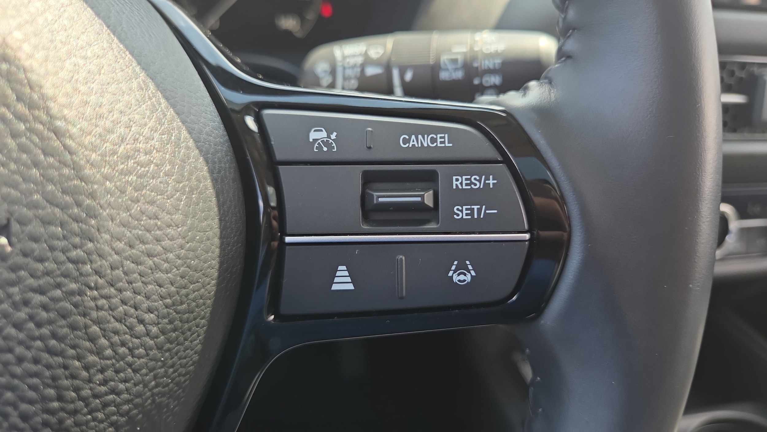2025 Honda HR-V EX-L - Photo 24