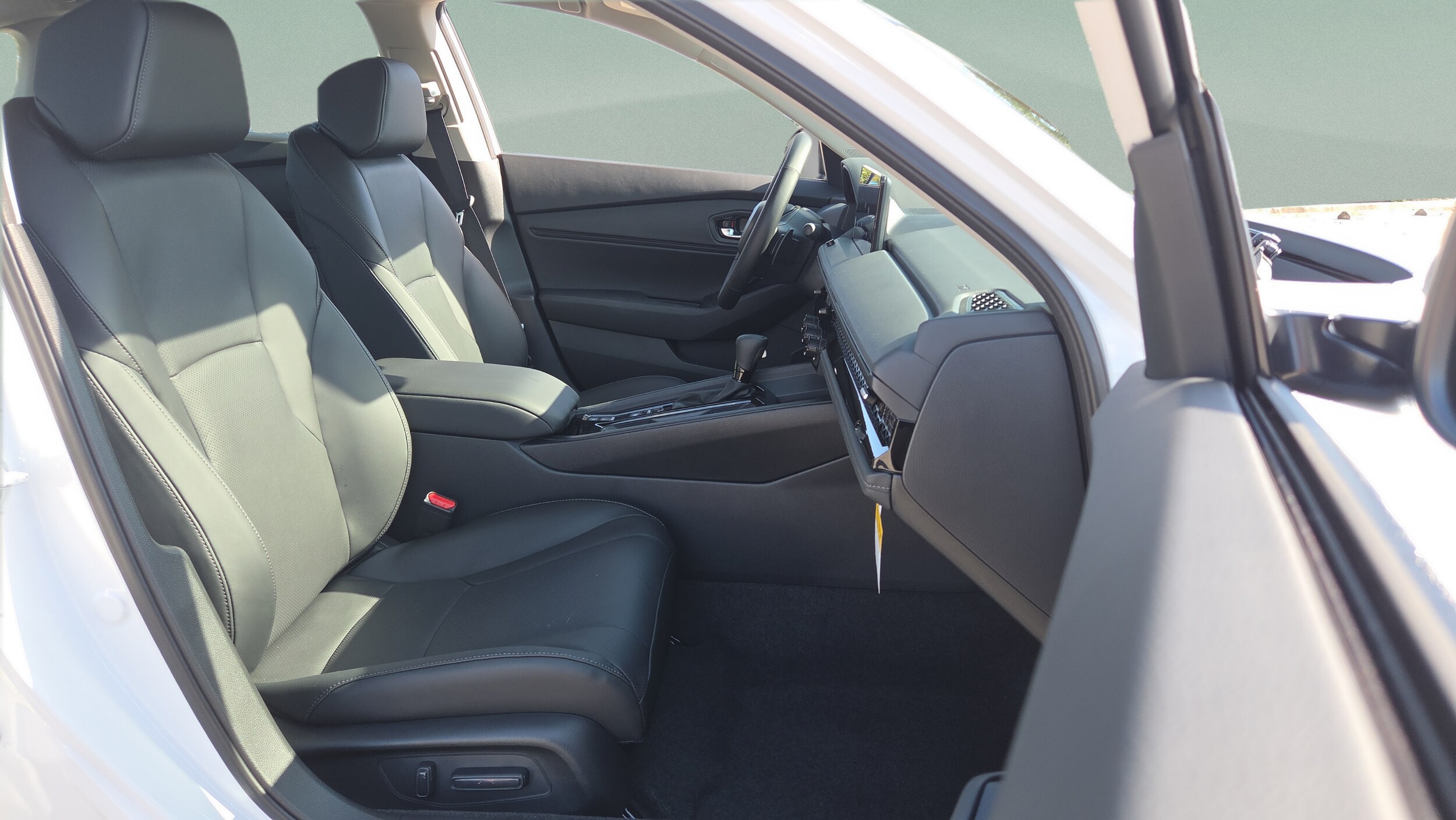 2026 Honda Accord Hybrid EX-L - Photo 20