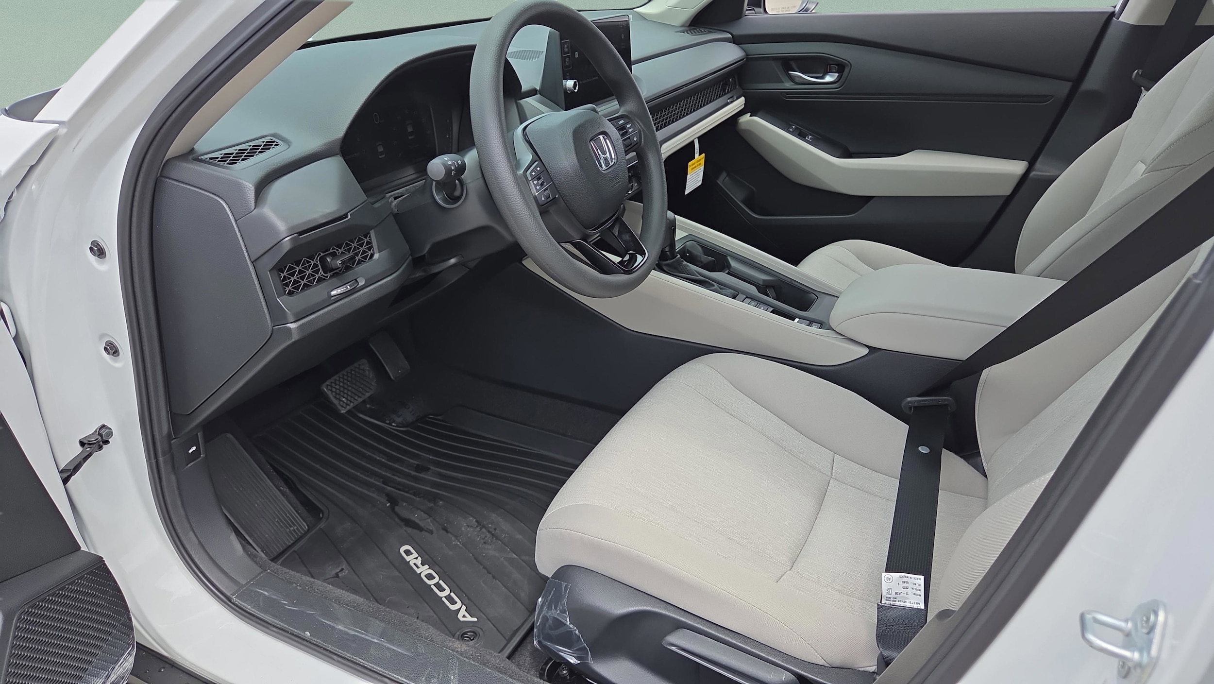 2026 Honda Accord LX - Photo 10