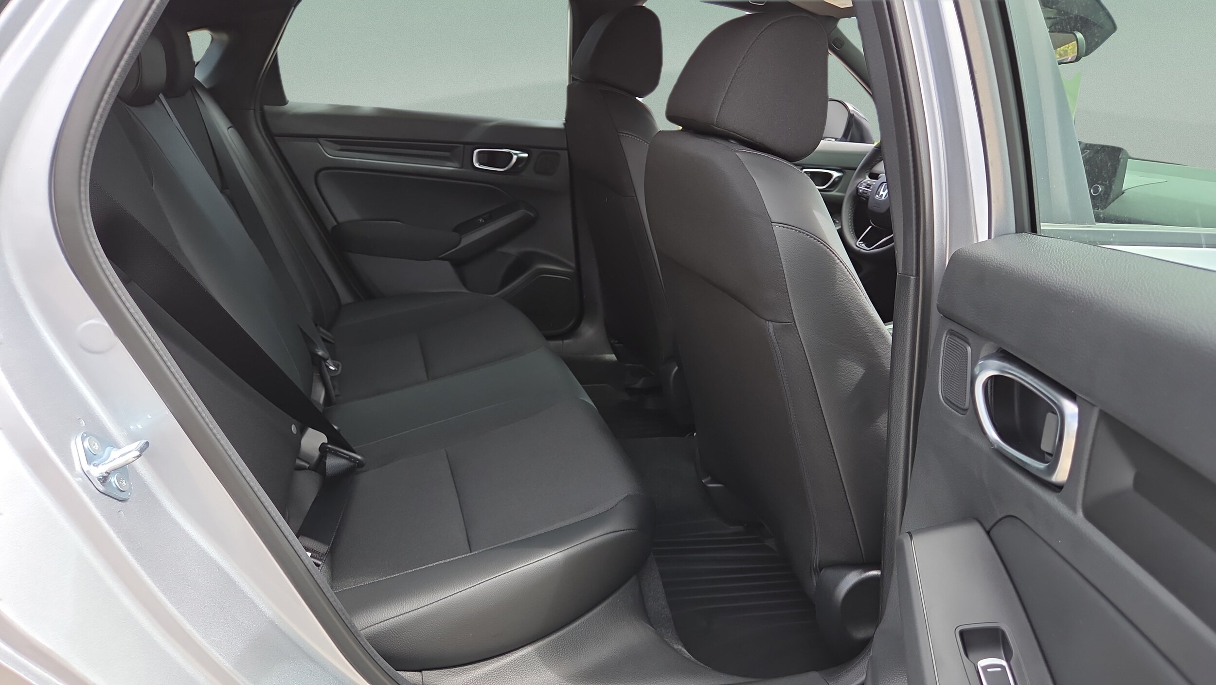 2026 Honda Civic Hatchback Sport - Photo 21