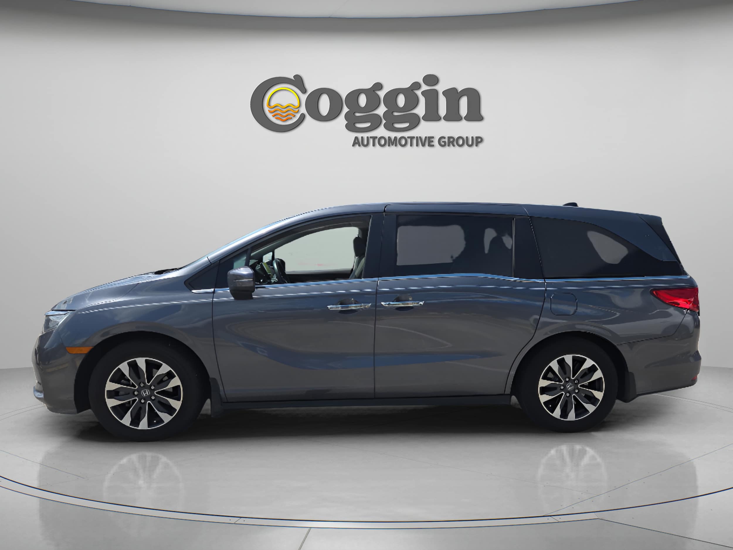 2024 Honda Odyssey EX-L - Photo 2