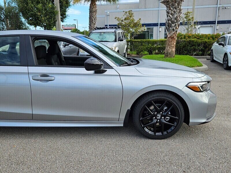 2026 Honda Civic Sport photo 2