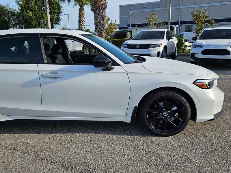 2025 Honda Civic Hybrid Sport Hatchback photo 2