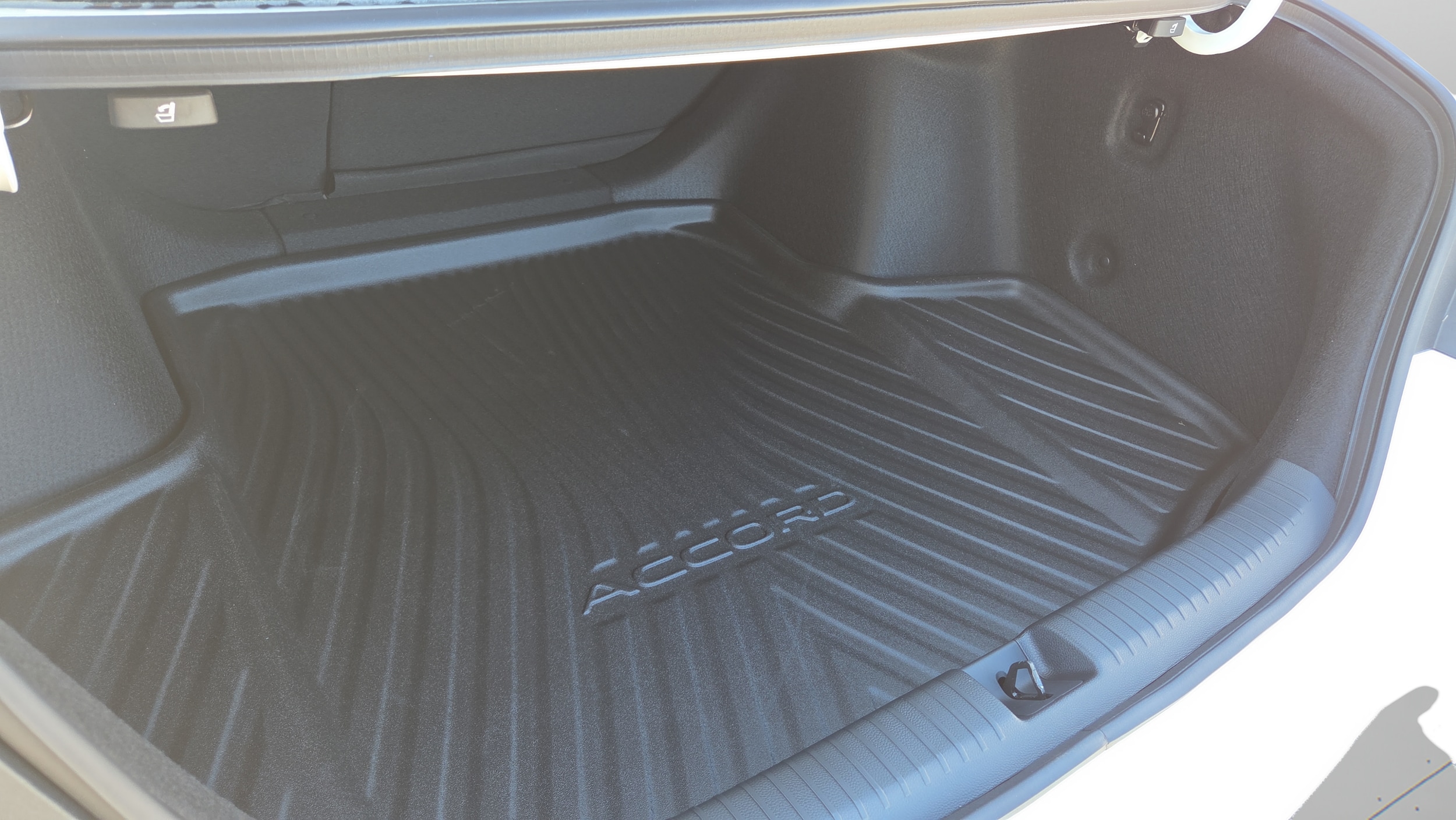 2026 Honda Accord Hybrid EX-L - Photo 39