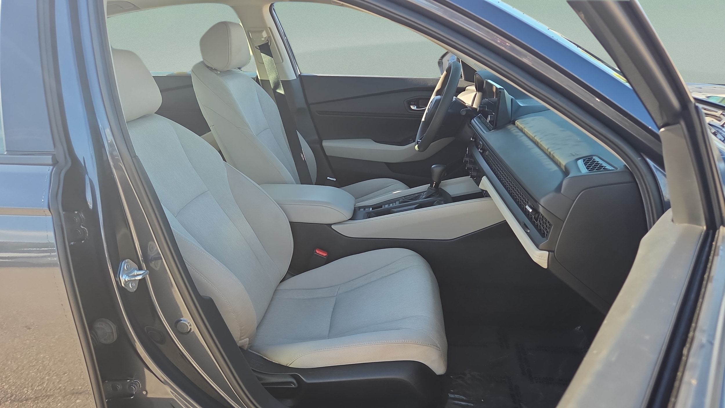 2024 Honda Accord EX - Photo 18