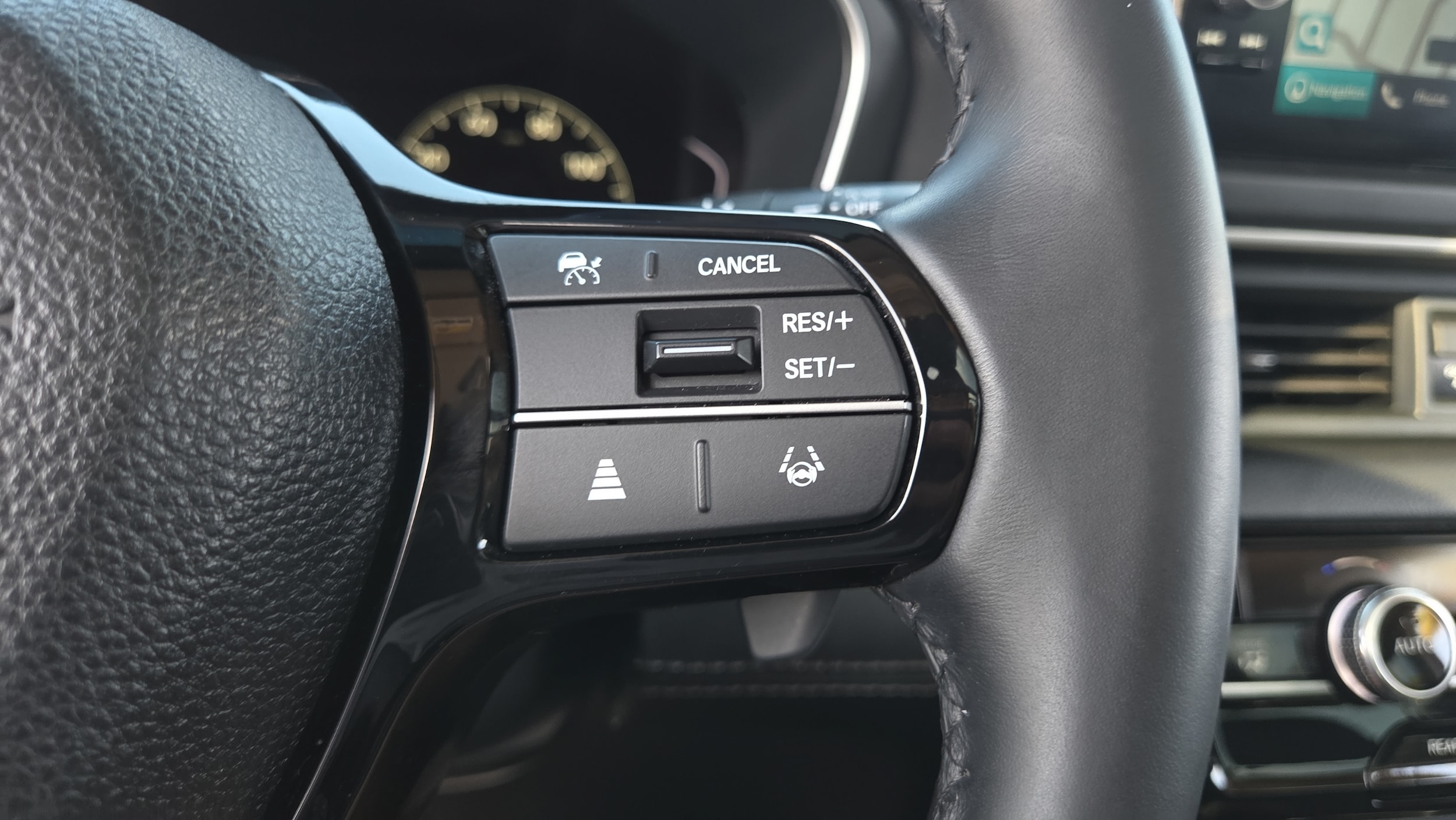 2023 Honda Pilot Touring - Photo 25