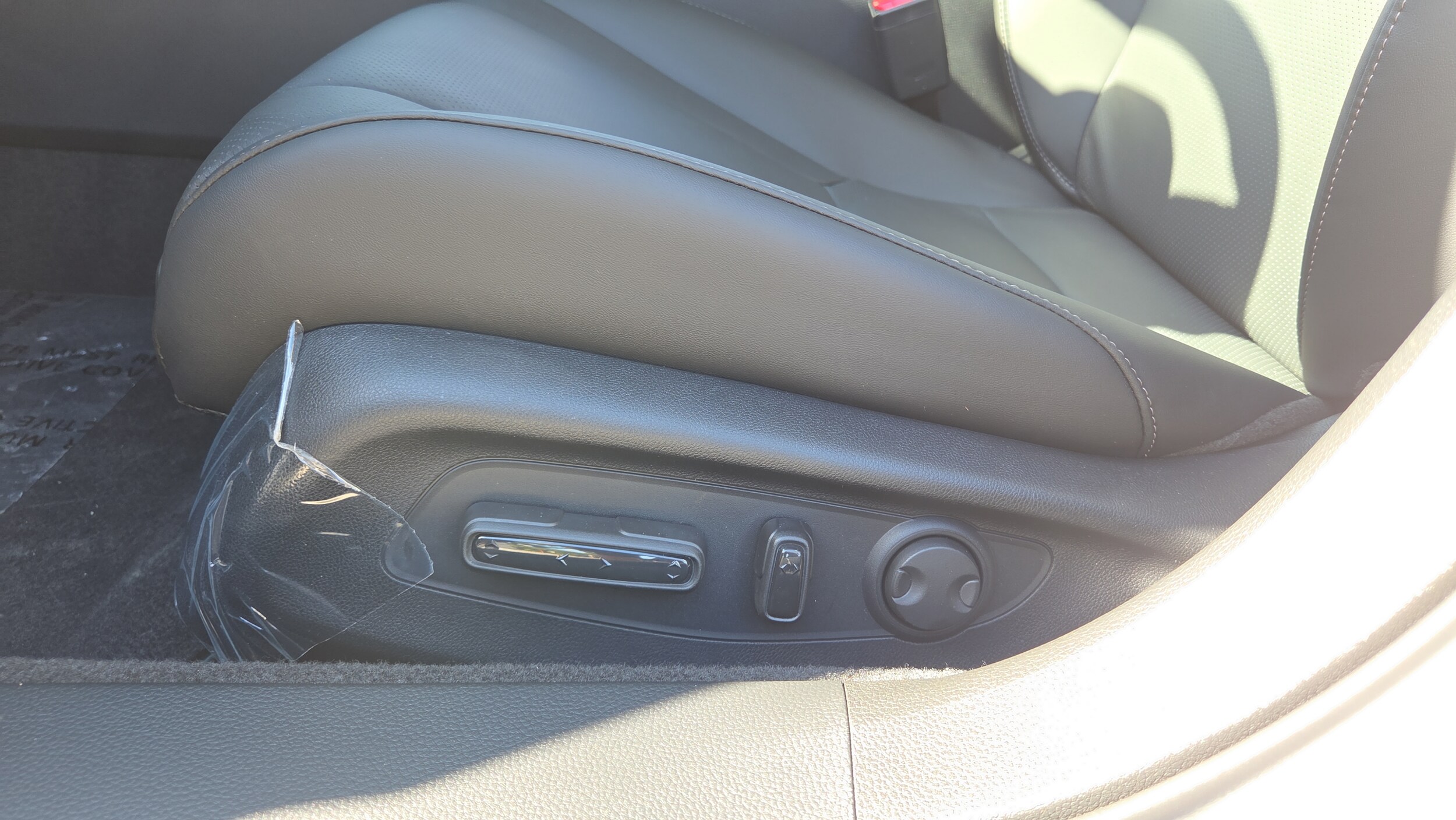 2026 Honda Accord Hybrid EX-L - Photo 11