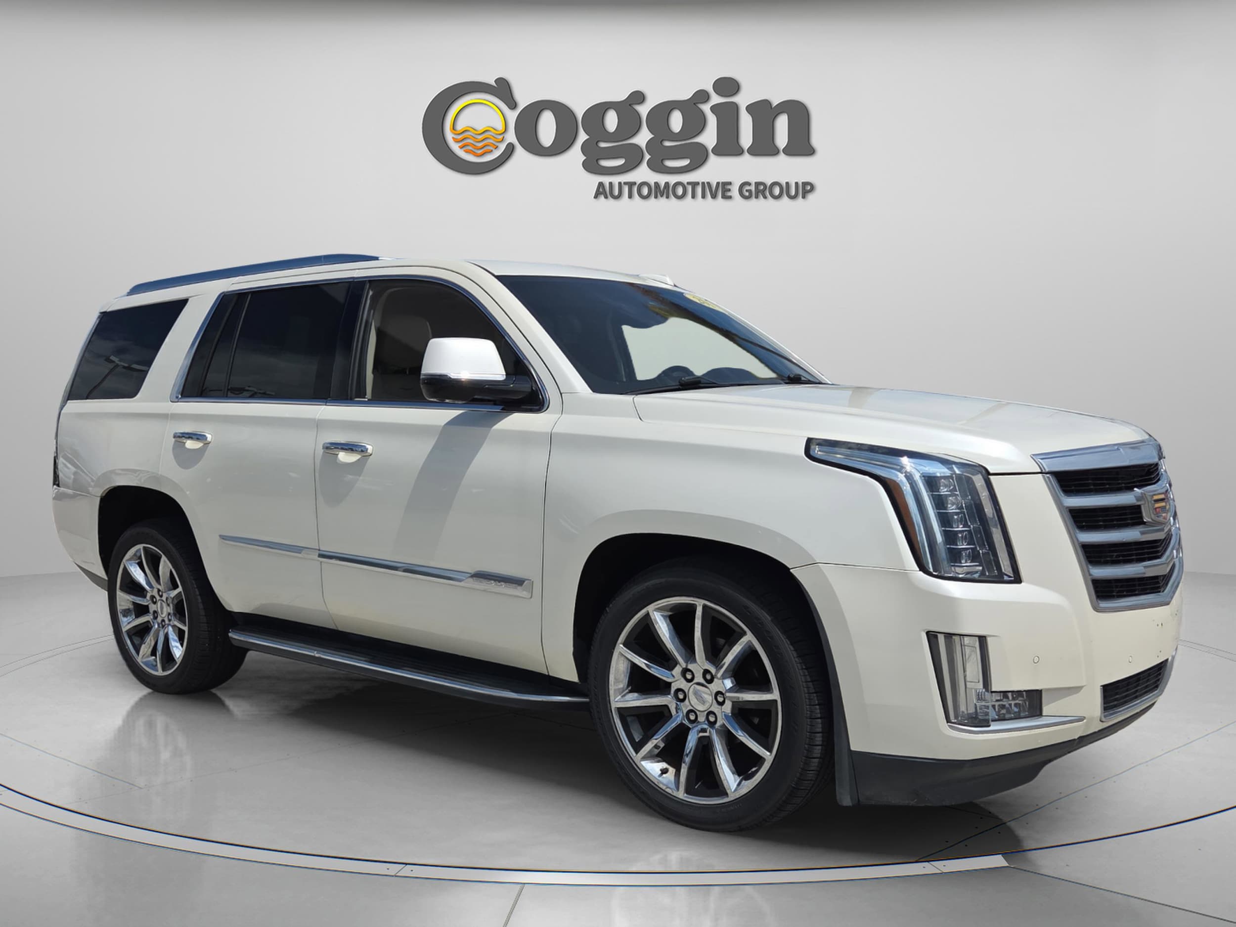 2015 Cadillac Escalade Luxury - Photo 8