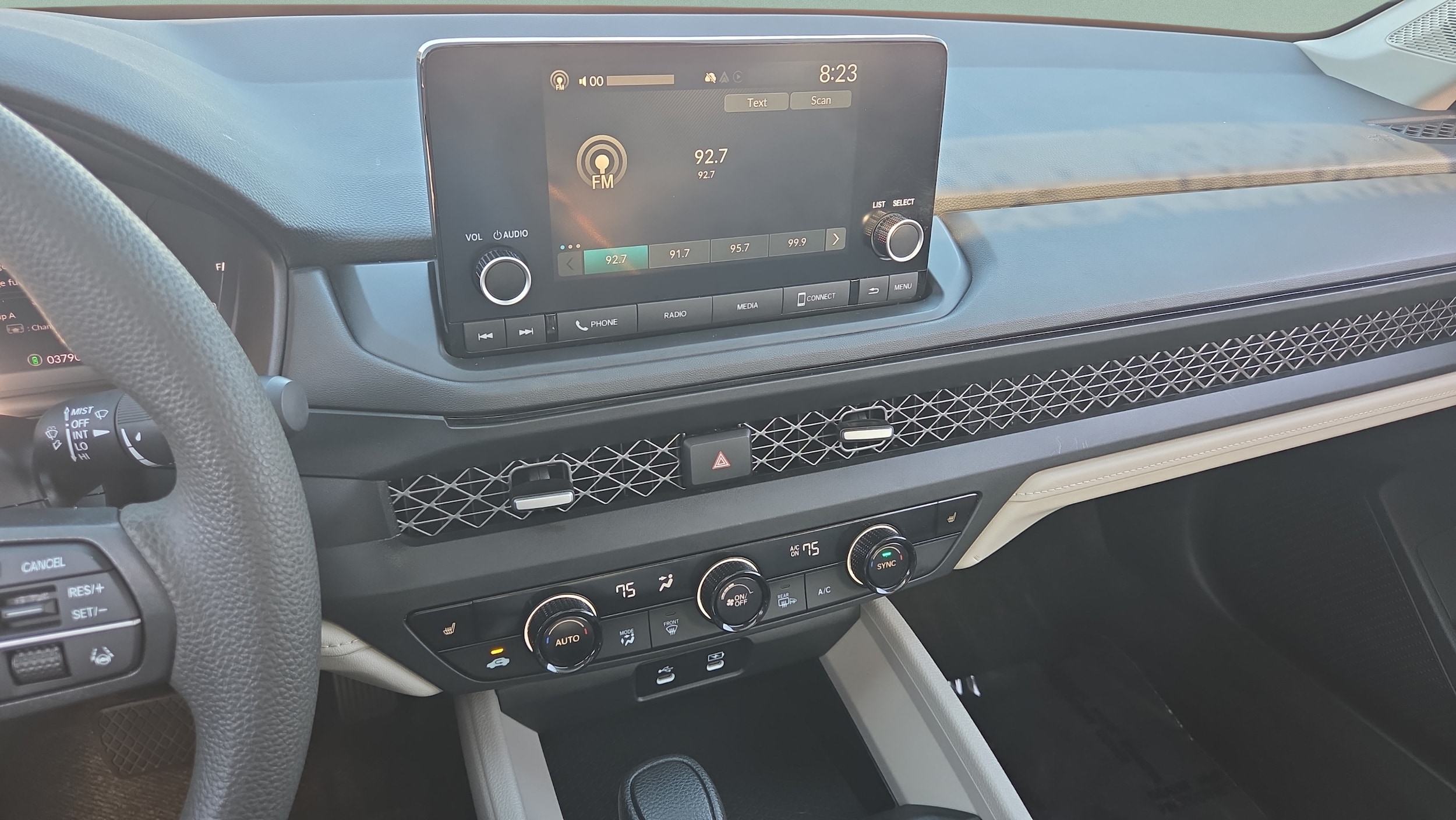 2024 Honda Accord EX - Photo 28