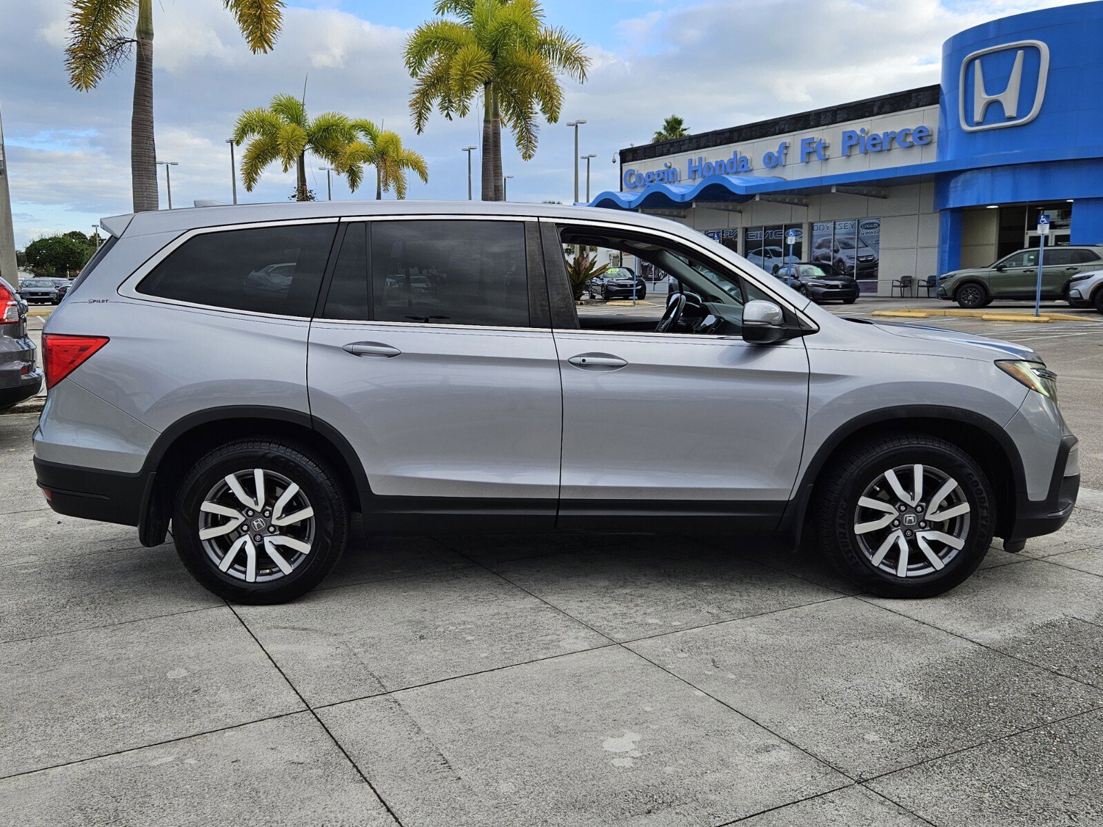 2019 Honda Pilot EX-L photo 3