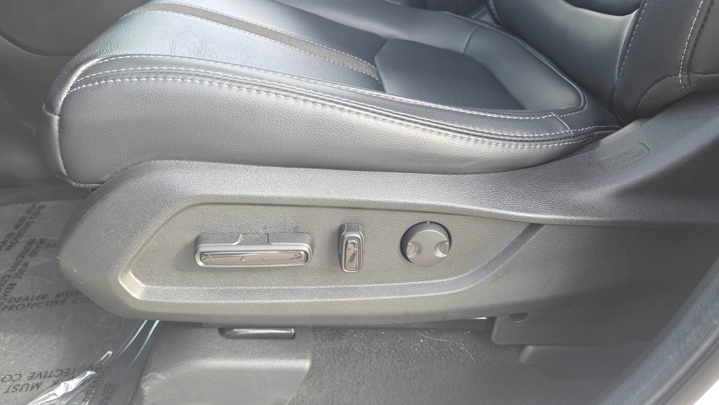 2025 Honda Pilot EX-L - Photo 11