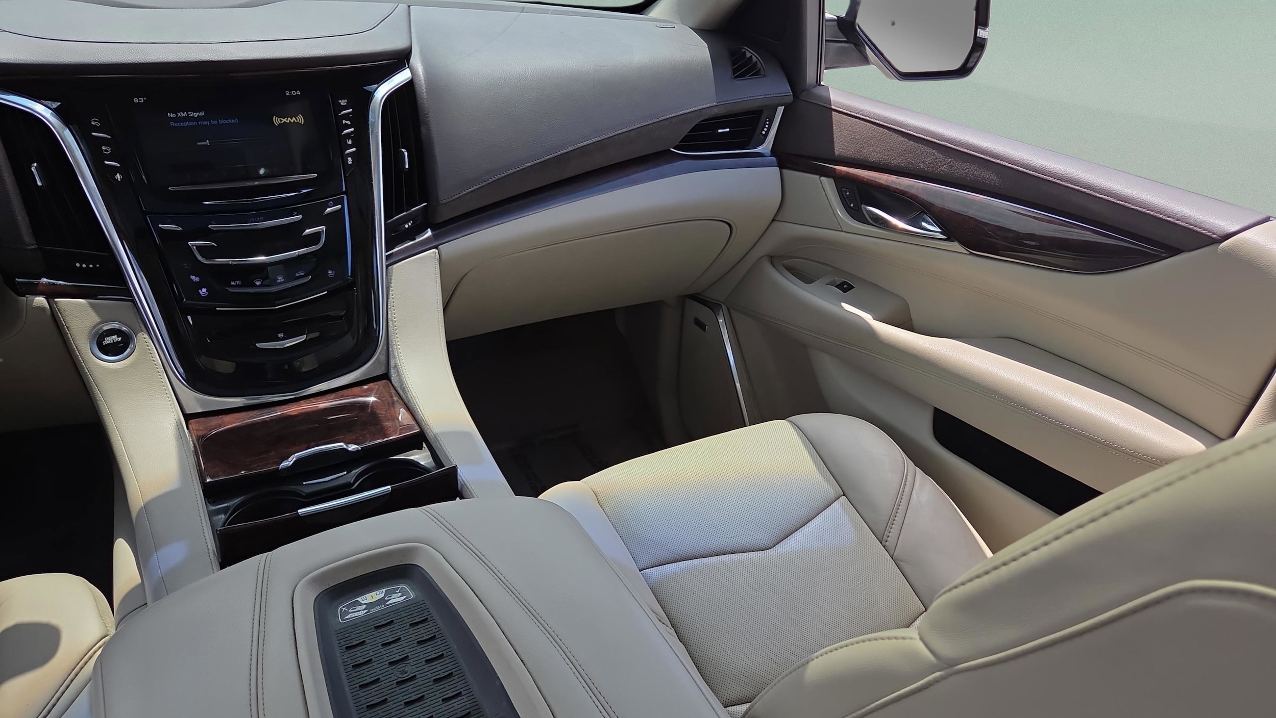 2015 Cadillac Escalade Luxury - Photo 15