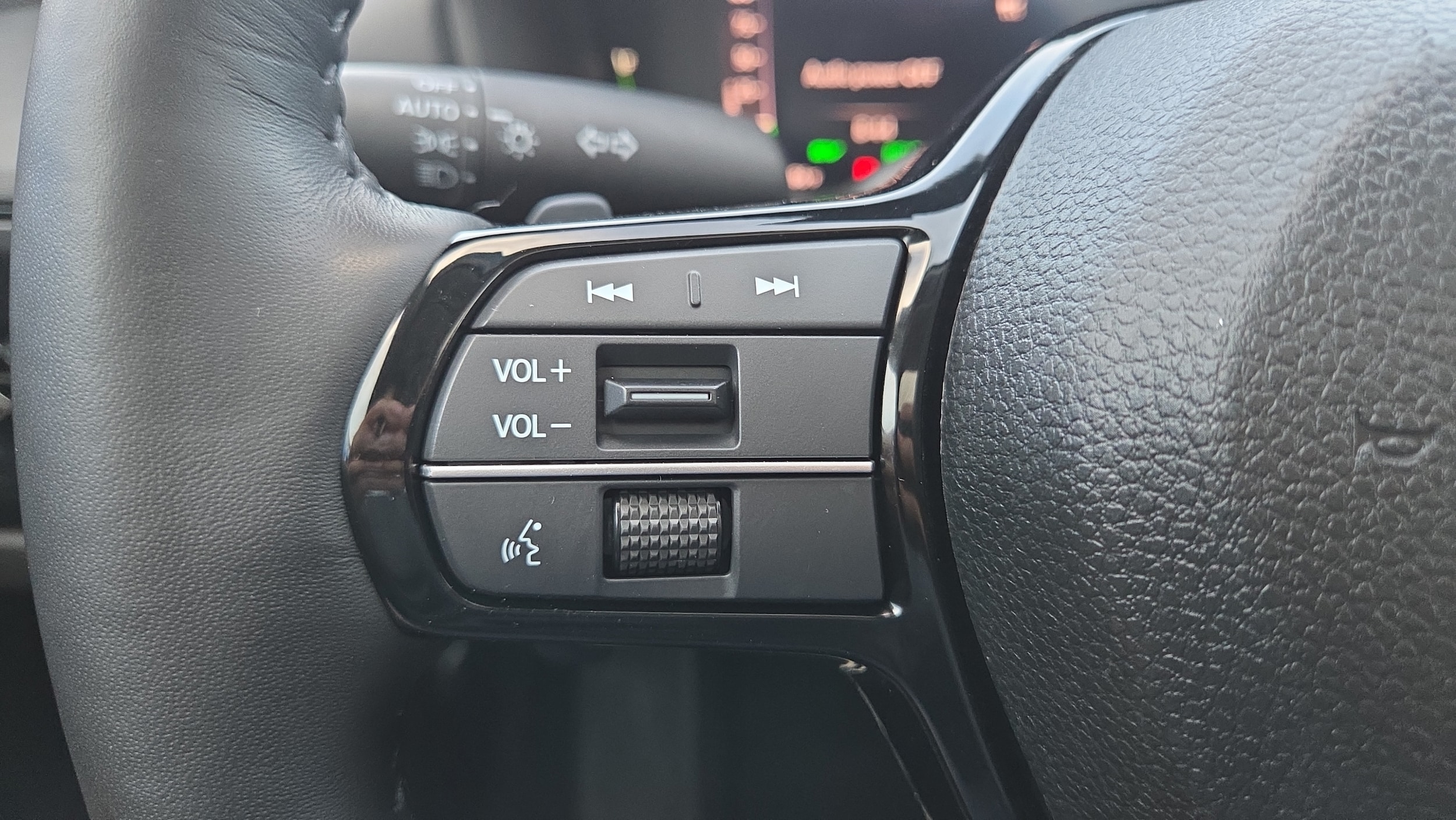 2025 Honda Accord Hybrid Touring - Photo 24