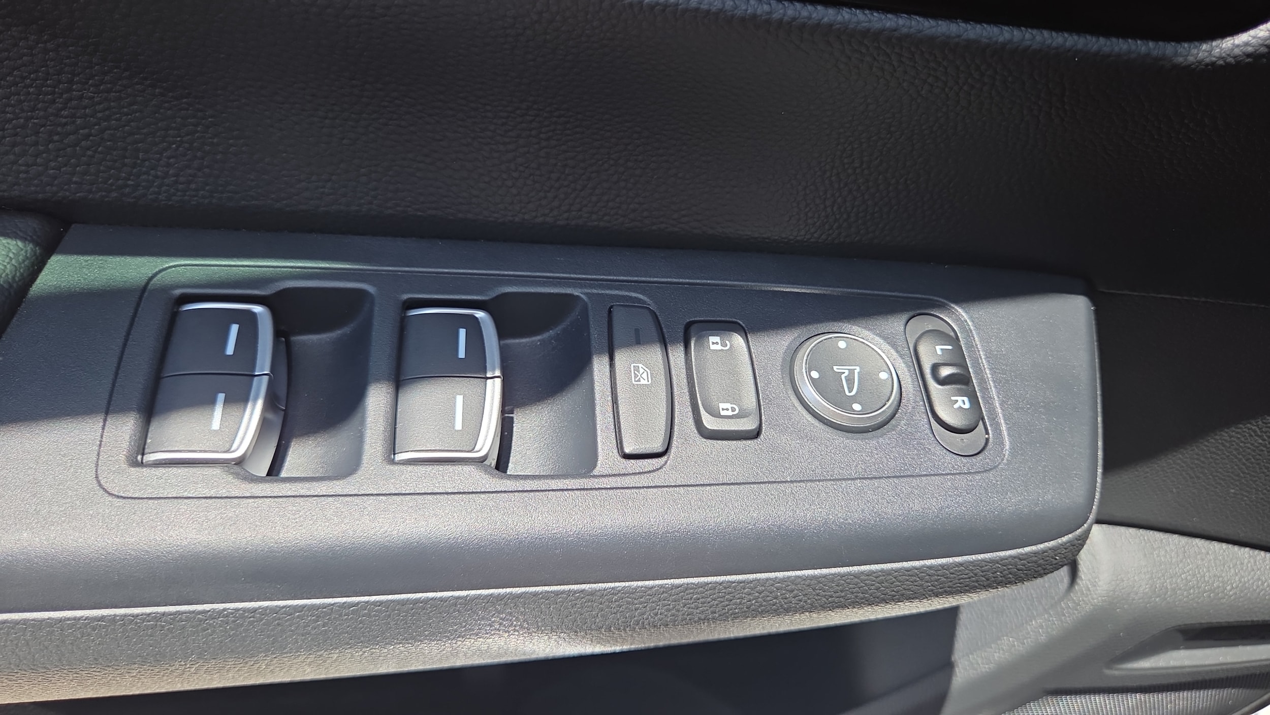 2024 Honda CR-V EX-L - Photo 36