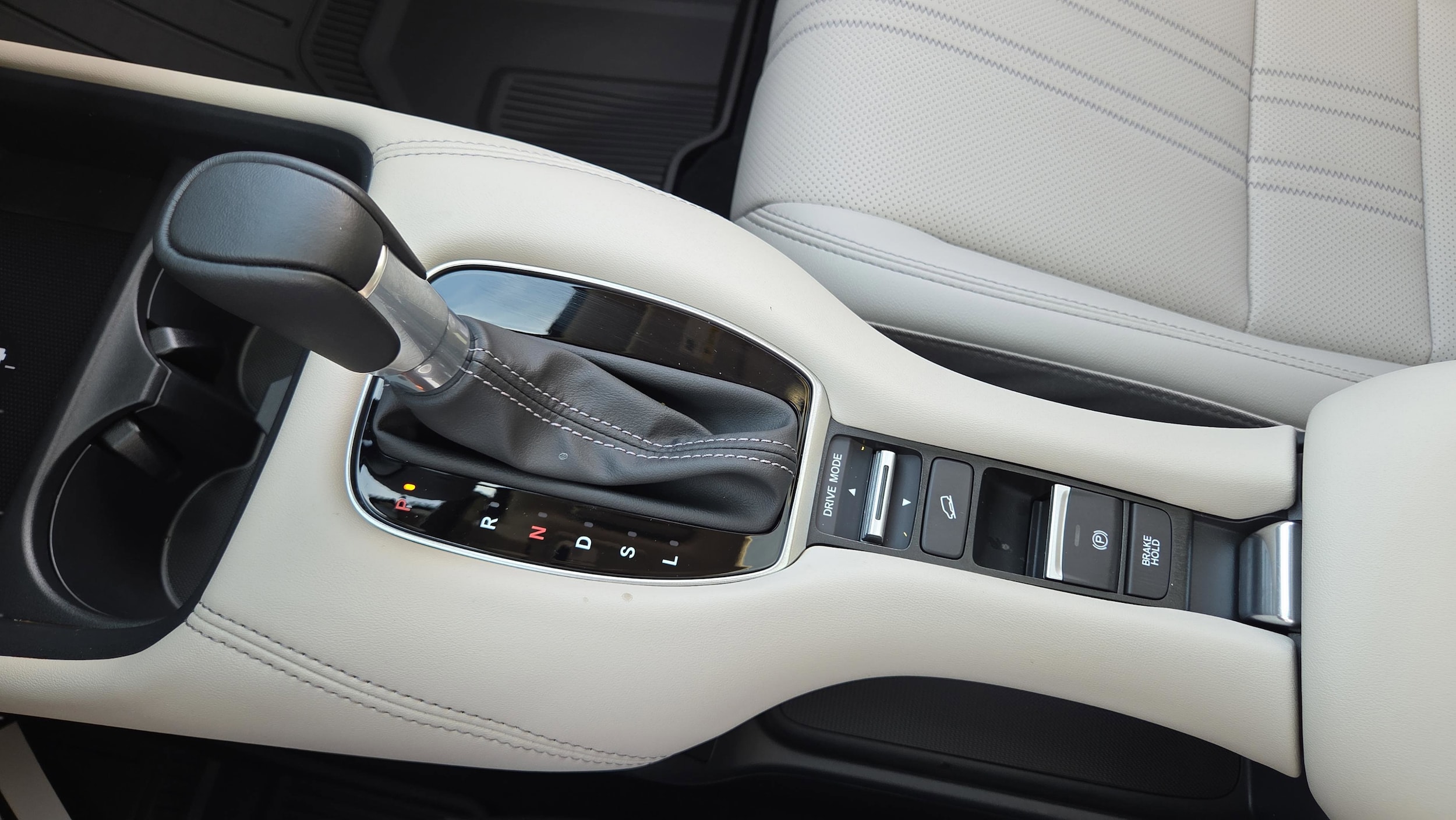 2026 Honda HR-V EX-L - Photo 32