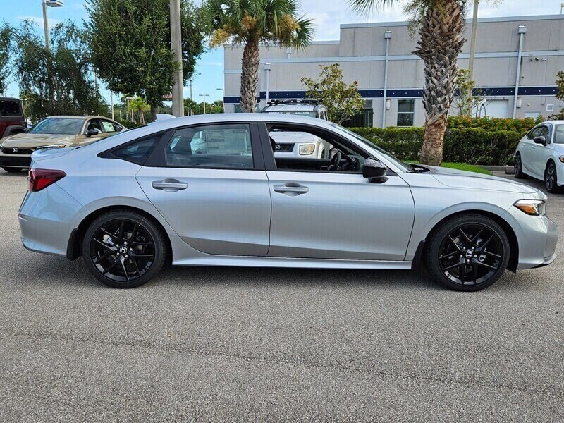 2026 Honda Civic Sport photo 3