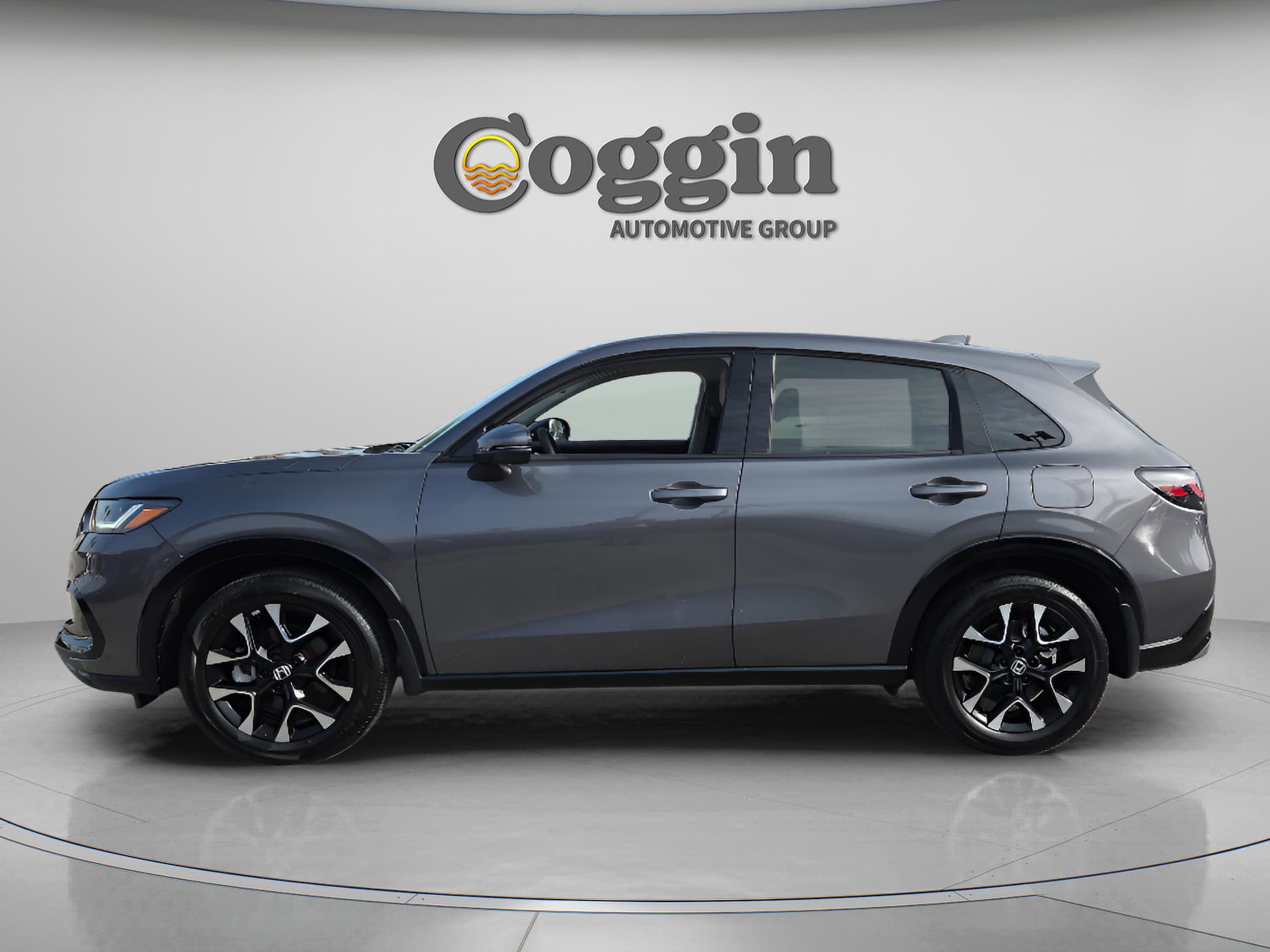 2026 Honda HR-V EX-L - Photo 2