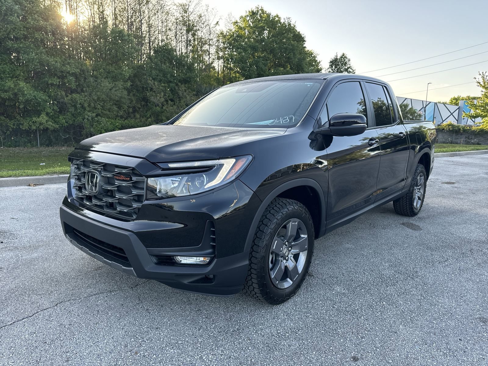 2025 Honda Ridgeline TrailSport photo 2