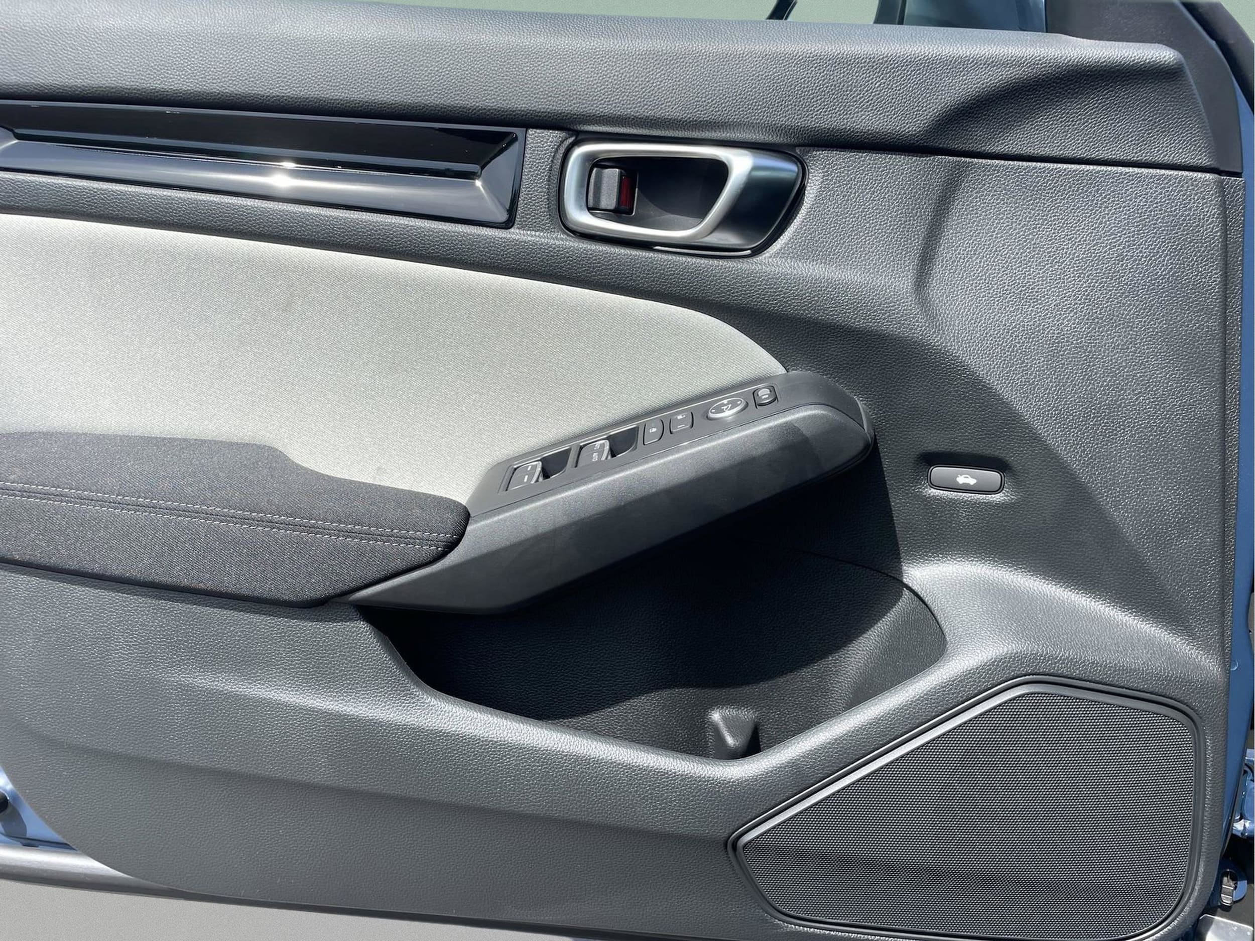 2026 Honda Civic Sport - Photo 17