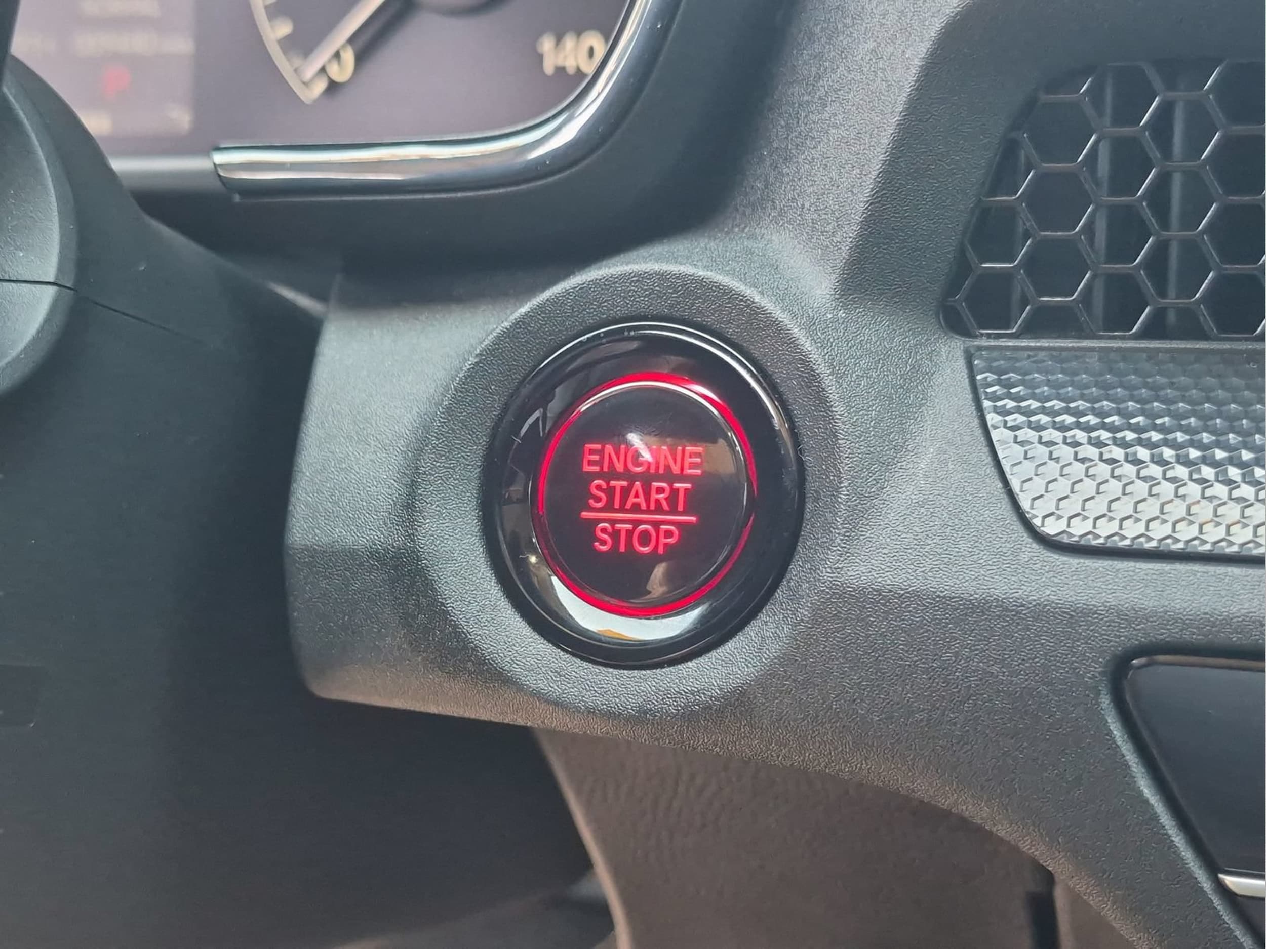 2025 Honda CR-V EX - Photo 27