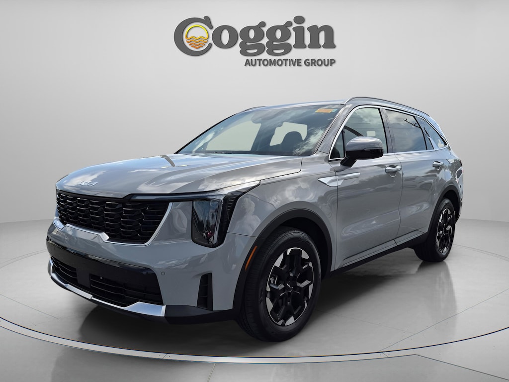Used 2025 Kia Sorento S SUV
