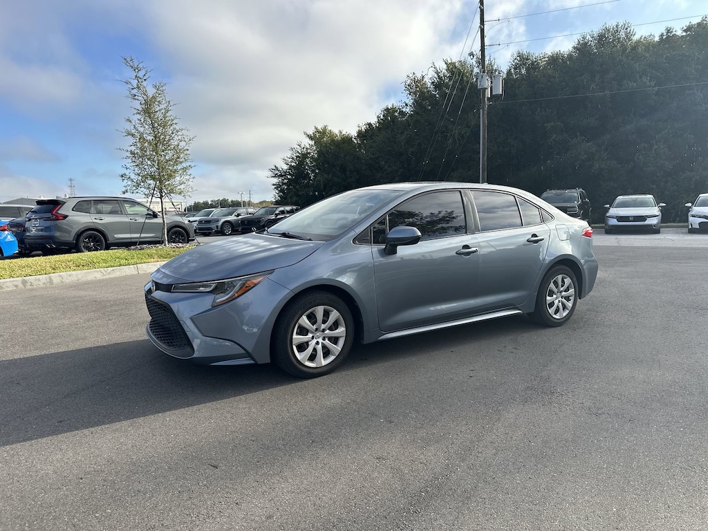 Used 2021 Toyota Corolla LE Sedan
