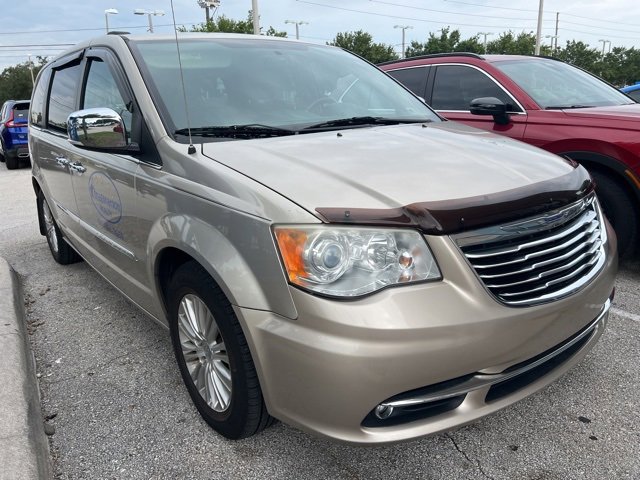 Used 2014 Chrysler Town & Country Limited with VIN 2C4RC1GG4ER234713 for sale in Palm Harbor, FL