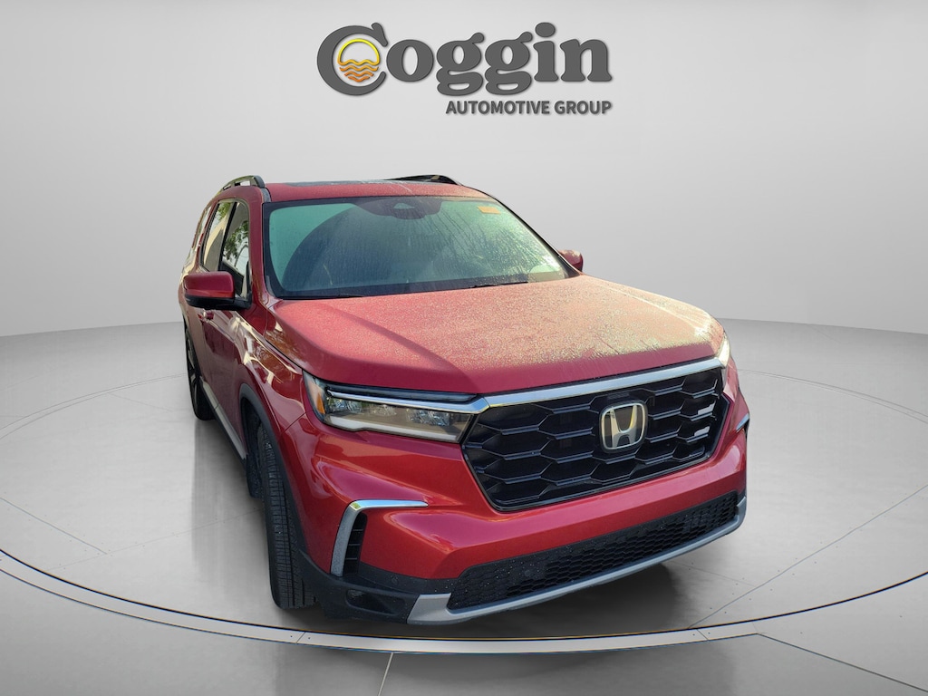 Used 2025 Honda Pilot Touring SUV