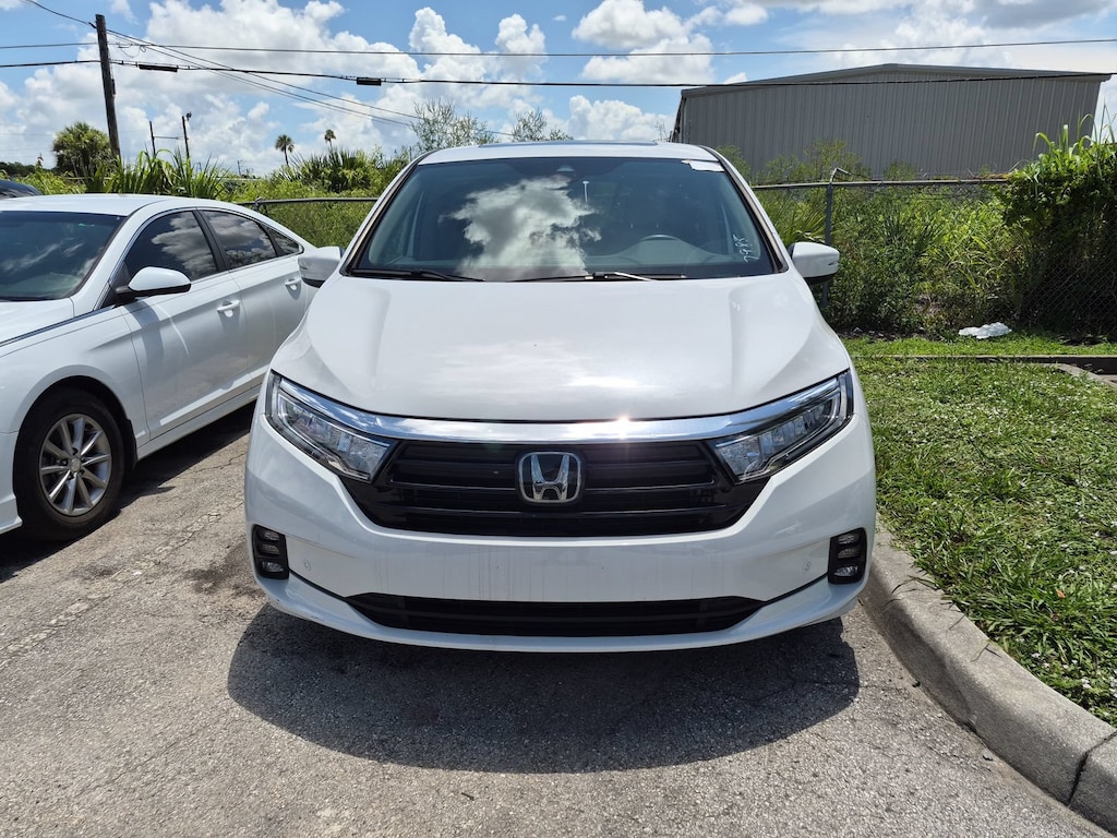 Certified 2023 Honda Odyssey Touring Van