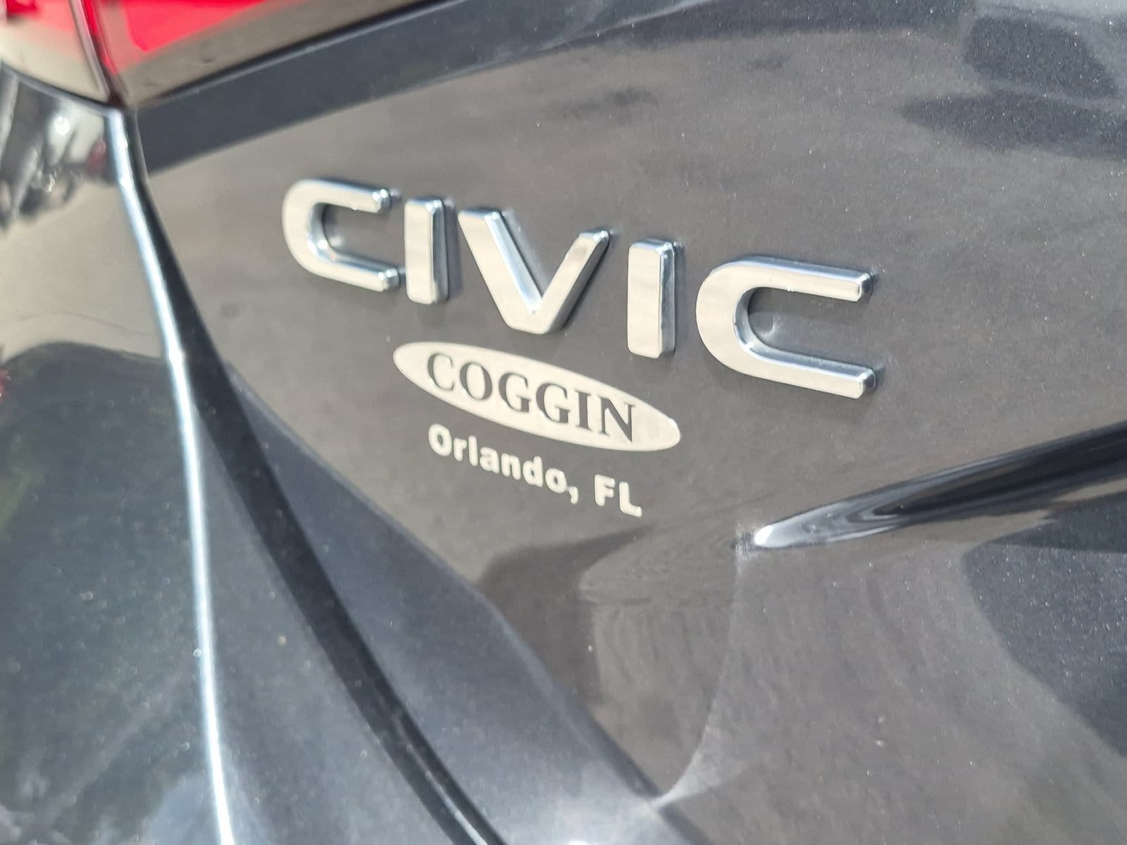 2022 Honda Civic Hatchback EX-L - Photo 24