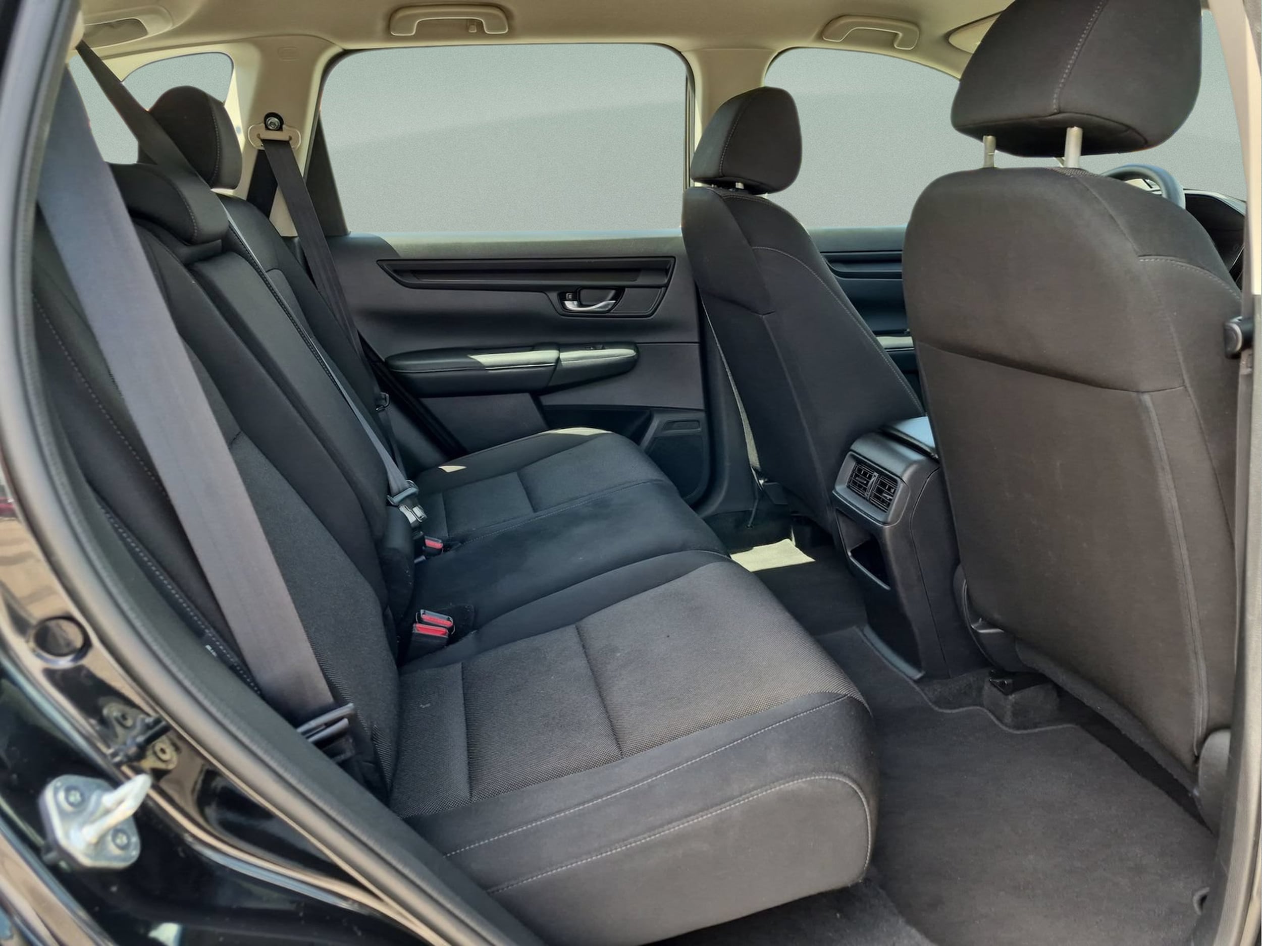 2023 Honda CR-V LX - Photo 19
