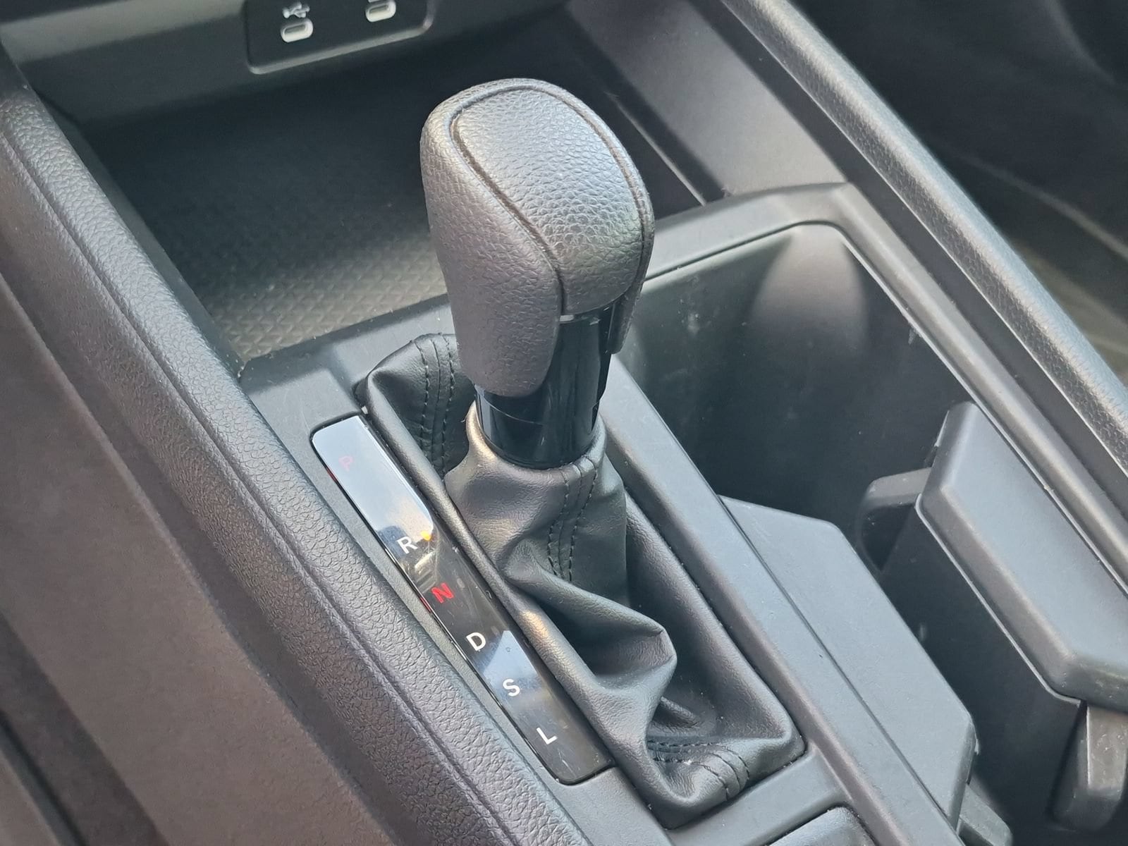 2024 Honda Accord LX - Photo 16