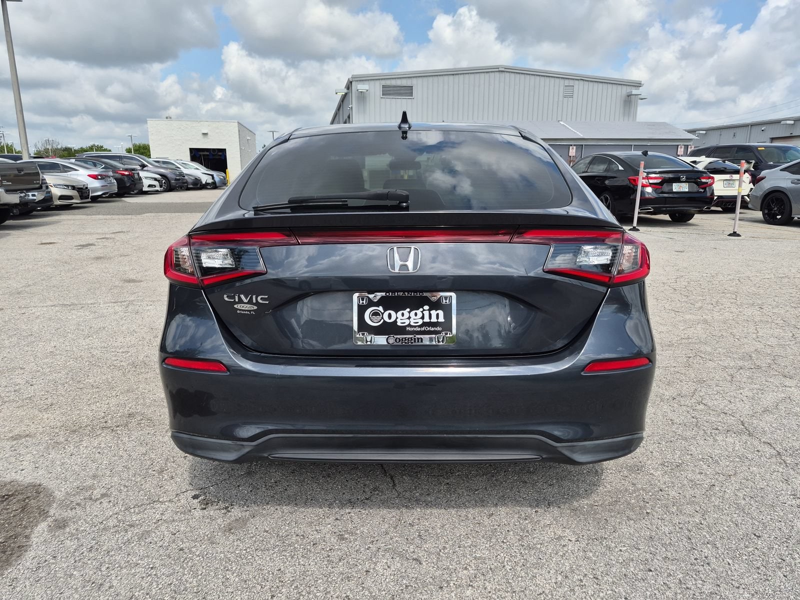 2022 Honda Civic Hatchback EX-L - Photo 6