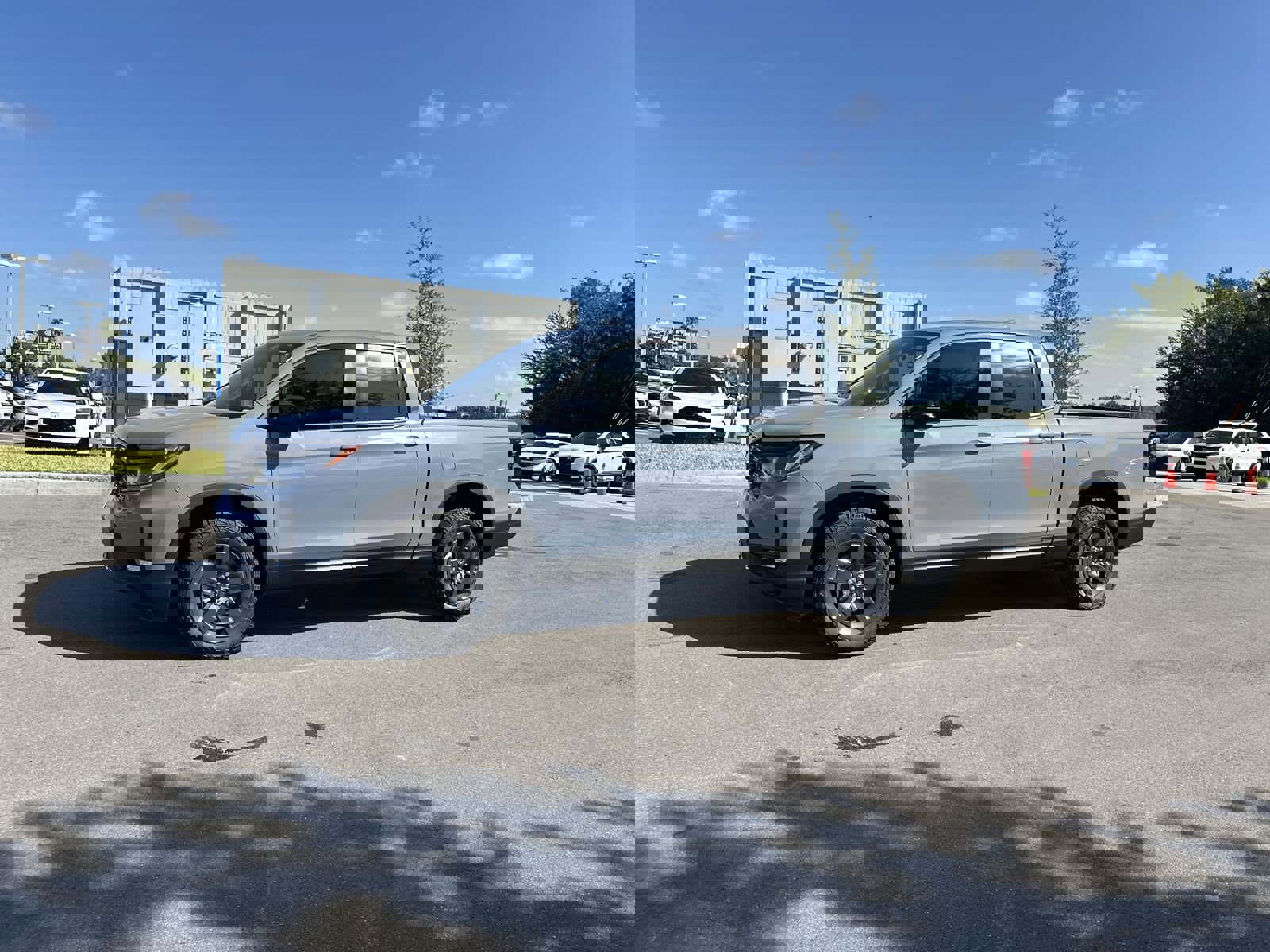 2026 Honda Ridgeline TrailSport photo 2