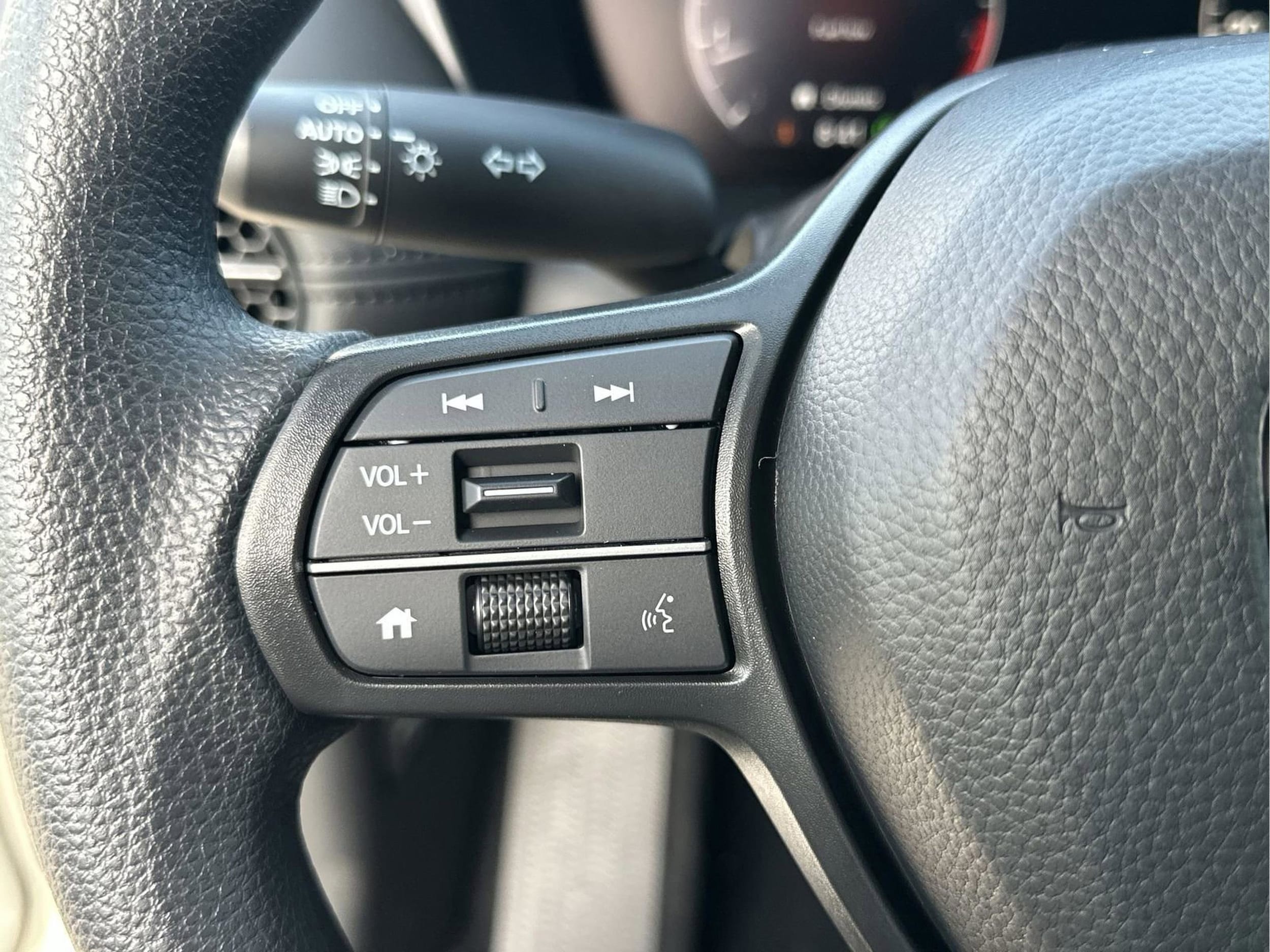 2026 Honda HR-V LX - Photo 24