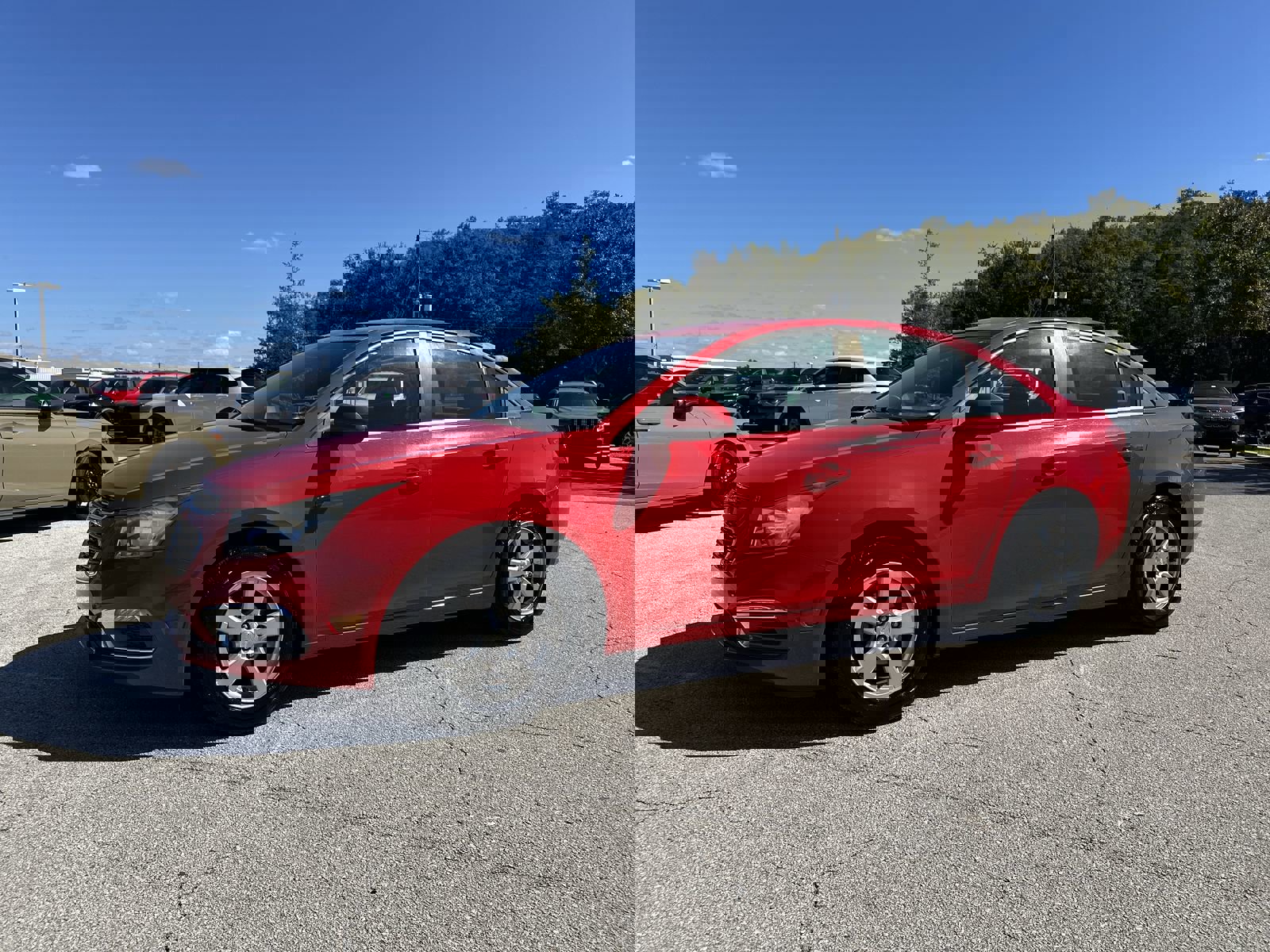 2016 Chevrolet Cruze LT photo 2