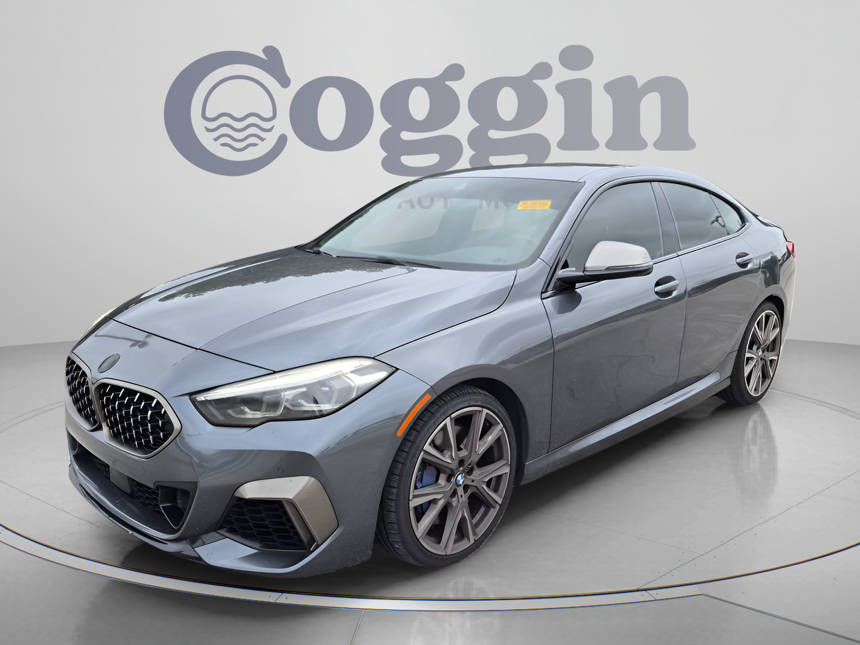  BMW M235i
