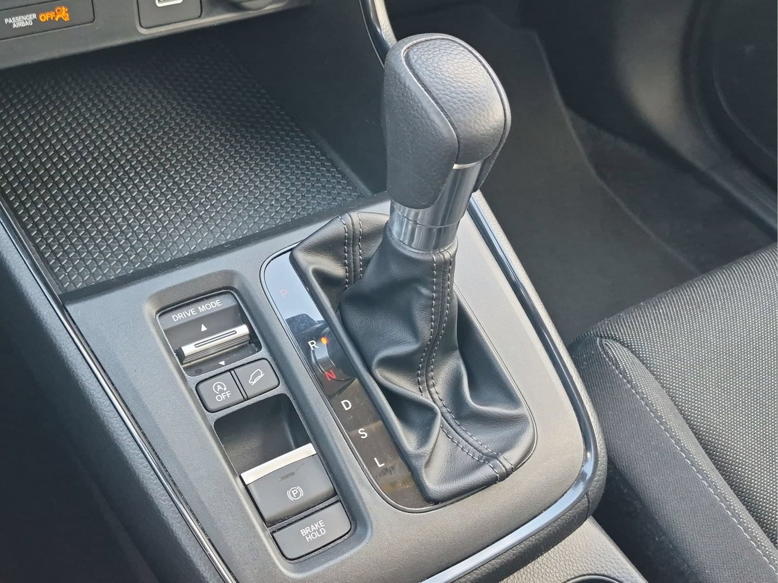 2023 Honda CR-V LX - Photo 16