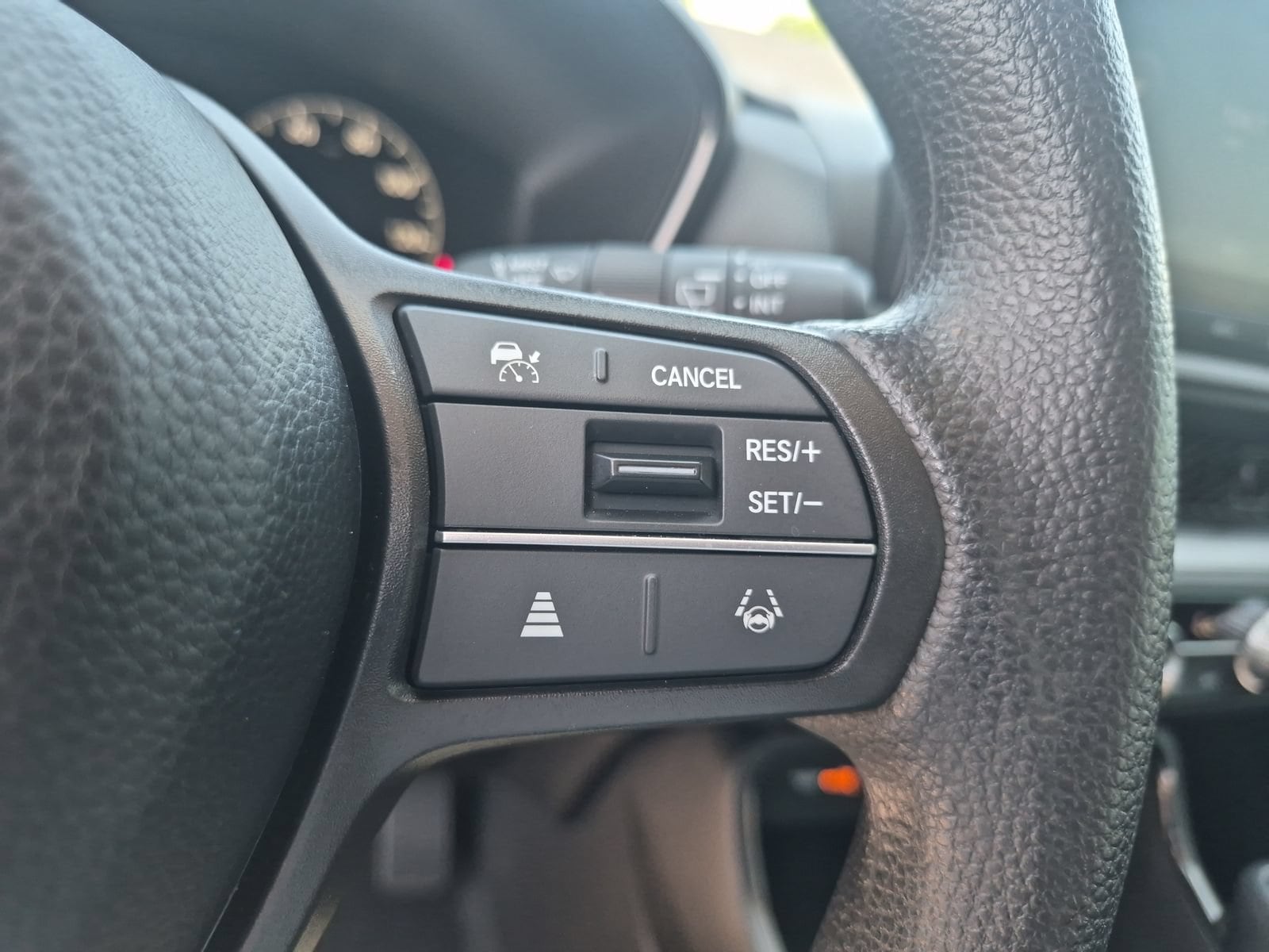 2025 Honda CR-V EX - Photo 11