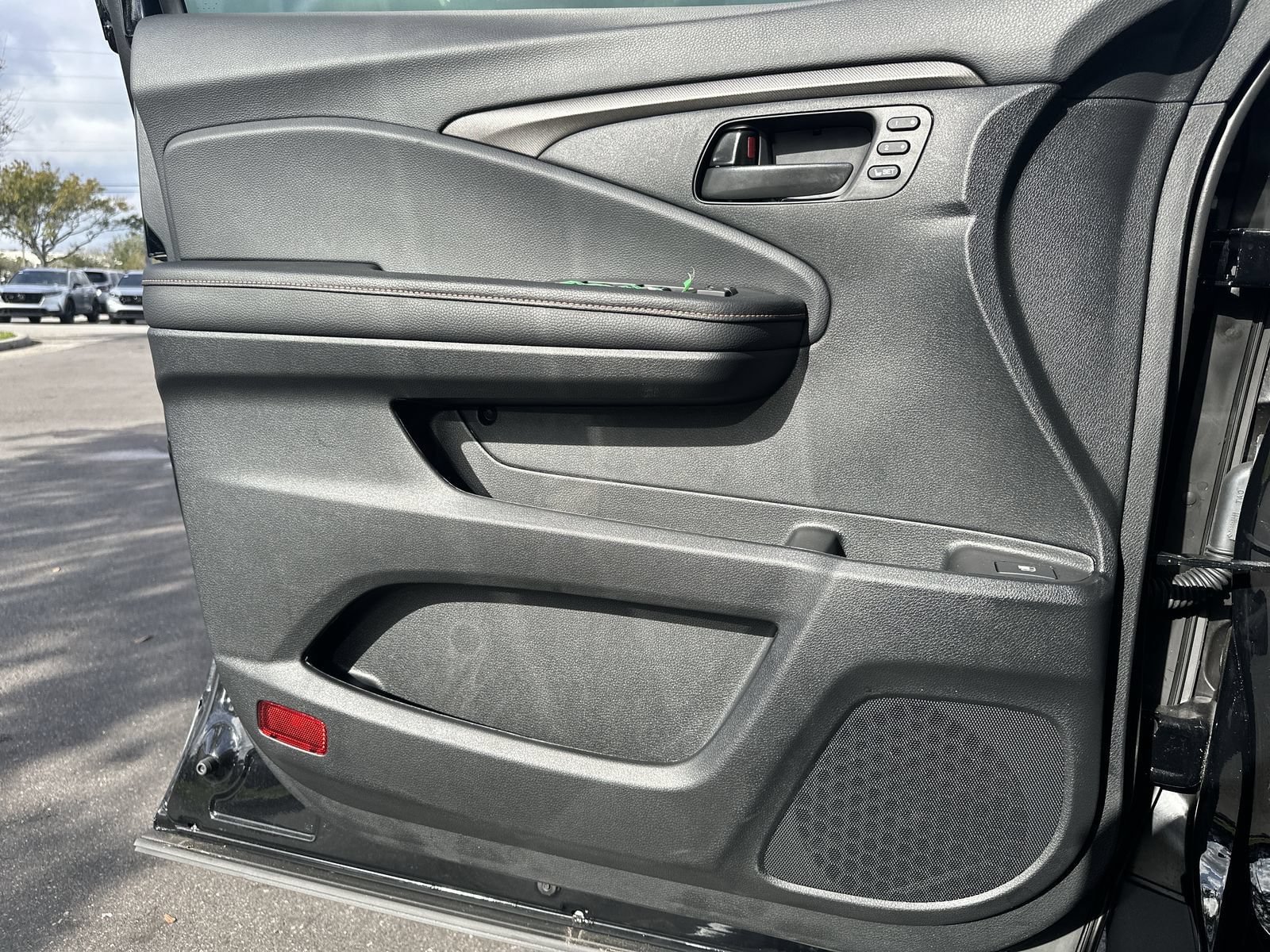 2025 Honda Ridgeline TrailSport - Photo 17