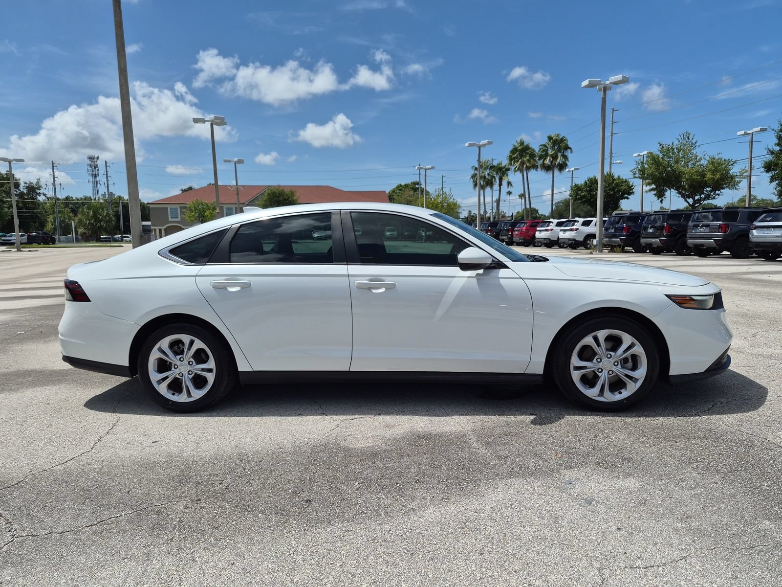 2024 Honda Accord LX - Photo 8