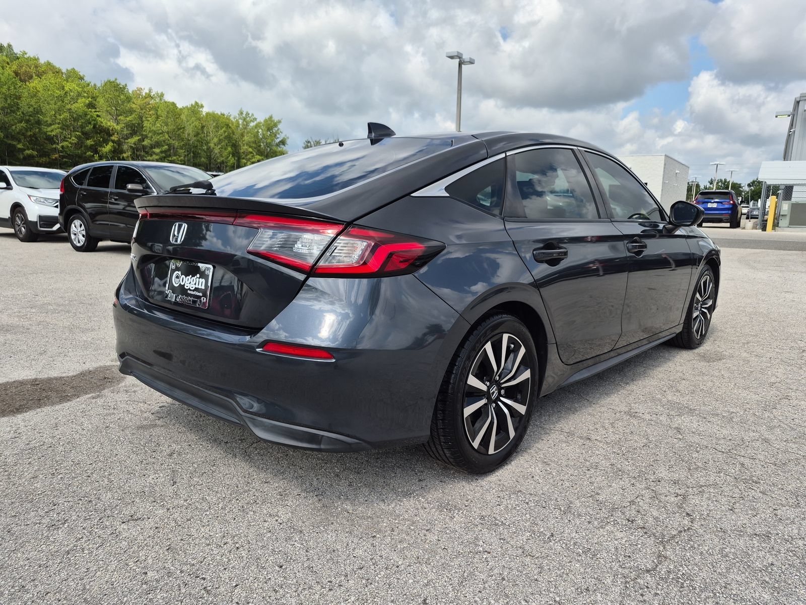 2022 Honda Civic Hatchback EX-L - Photo 7