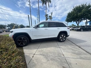 2024 Jeep Grand Cherokee 4xe Base SUV
