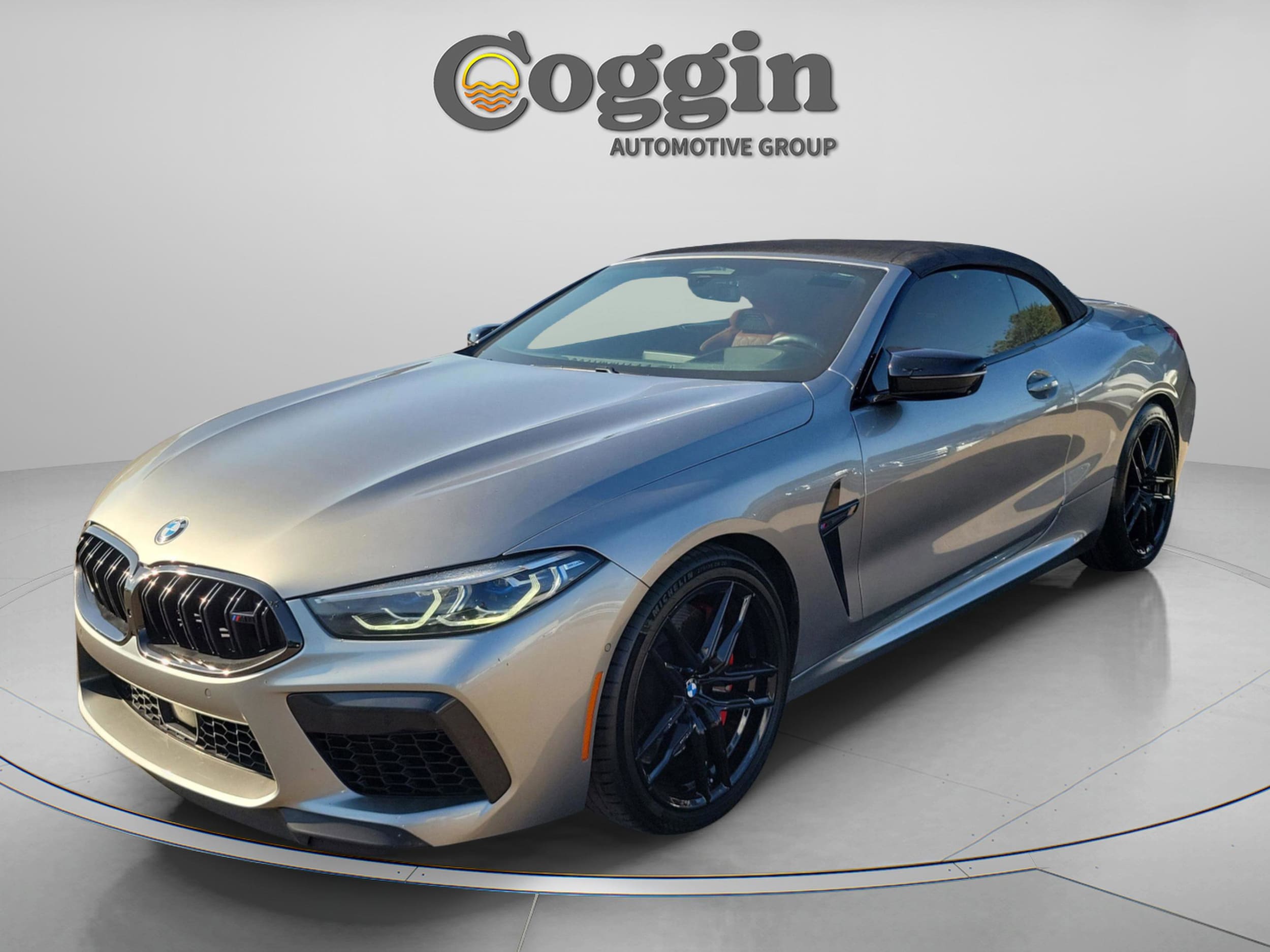 2022 BMW M8 Convertible Base