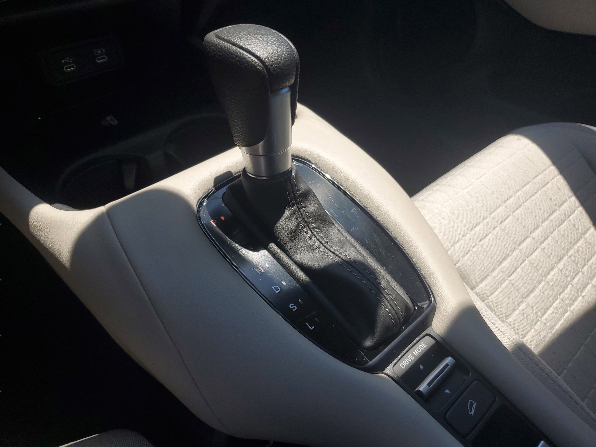 2026 Honda HR-V LX - Photo 29