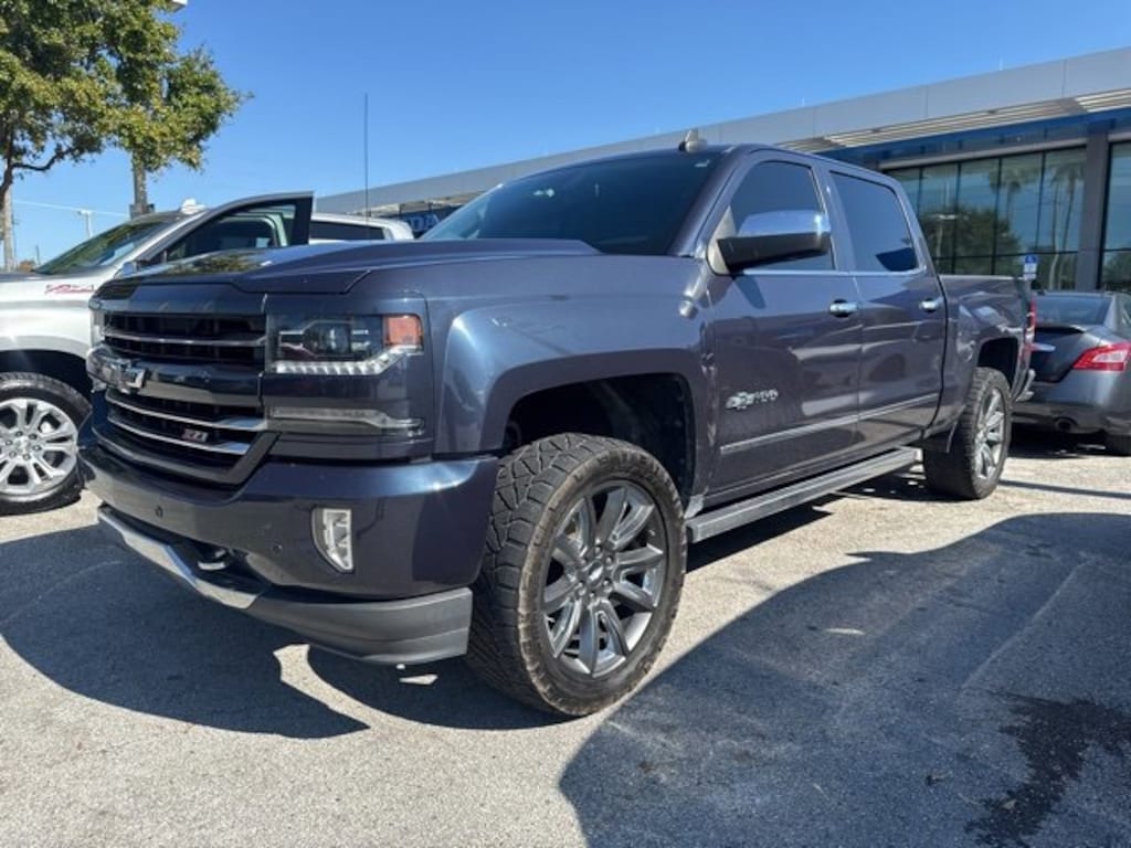 Used 2018 Chevrolet Silverado 1500 LTZ w/2LZ Truck Crew Cab