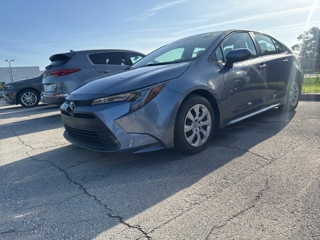 Used 2023 Toyota Corolla LE with VIN 5YFB4MDE3PP011827 for sale in Kansas City