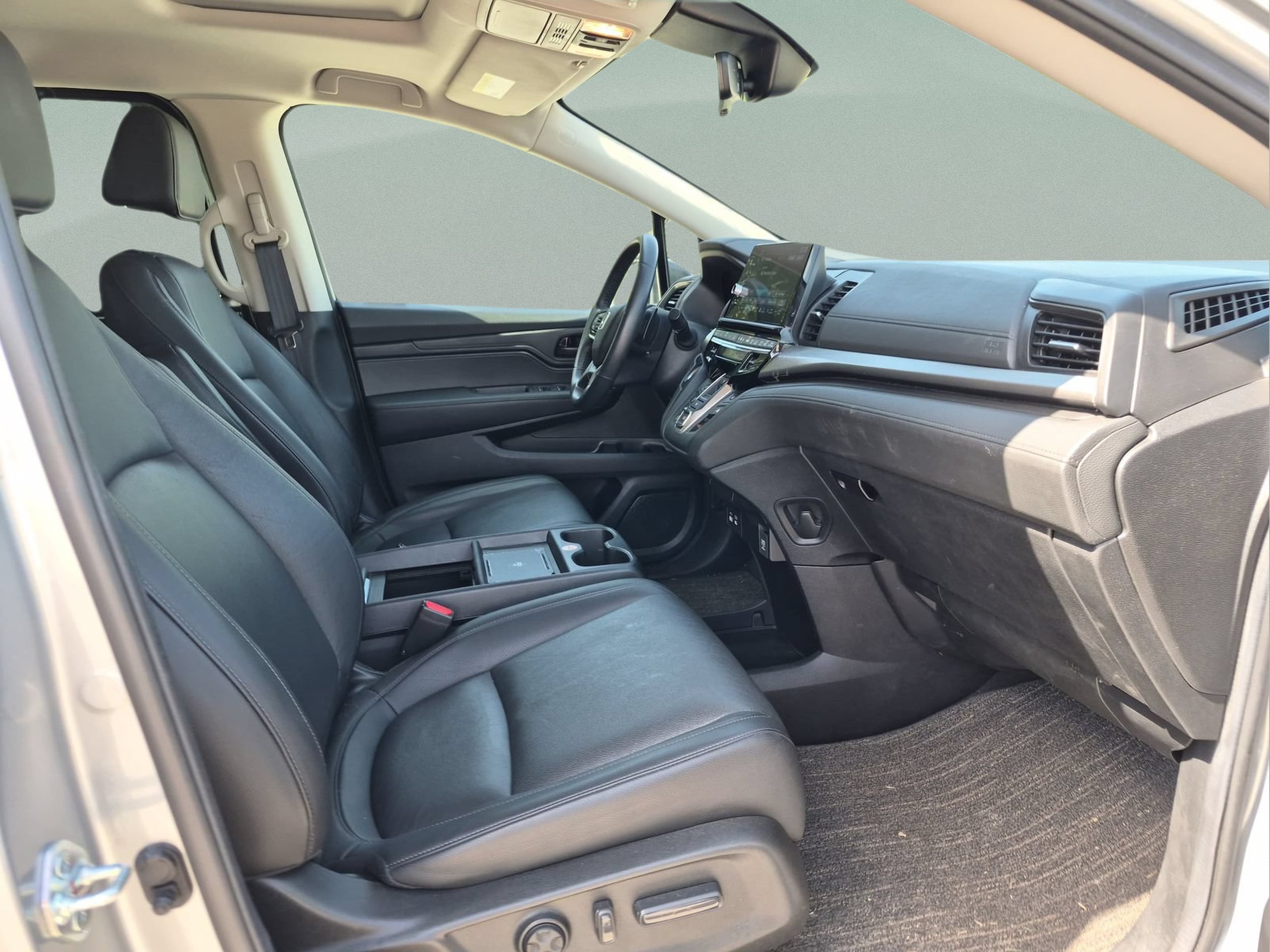 2025 Honda Odyssey EX-L - Photo 21
